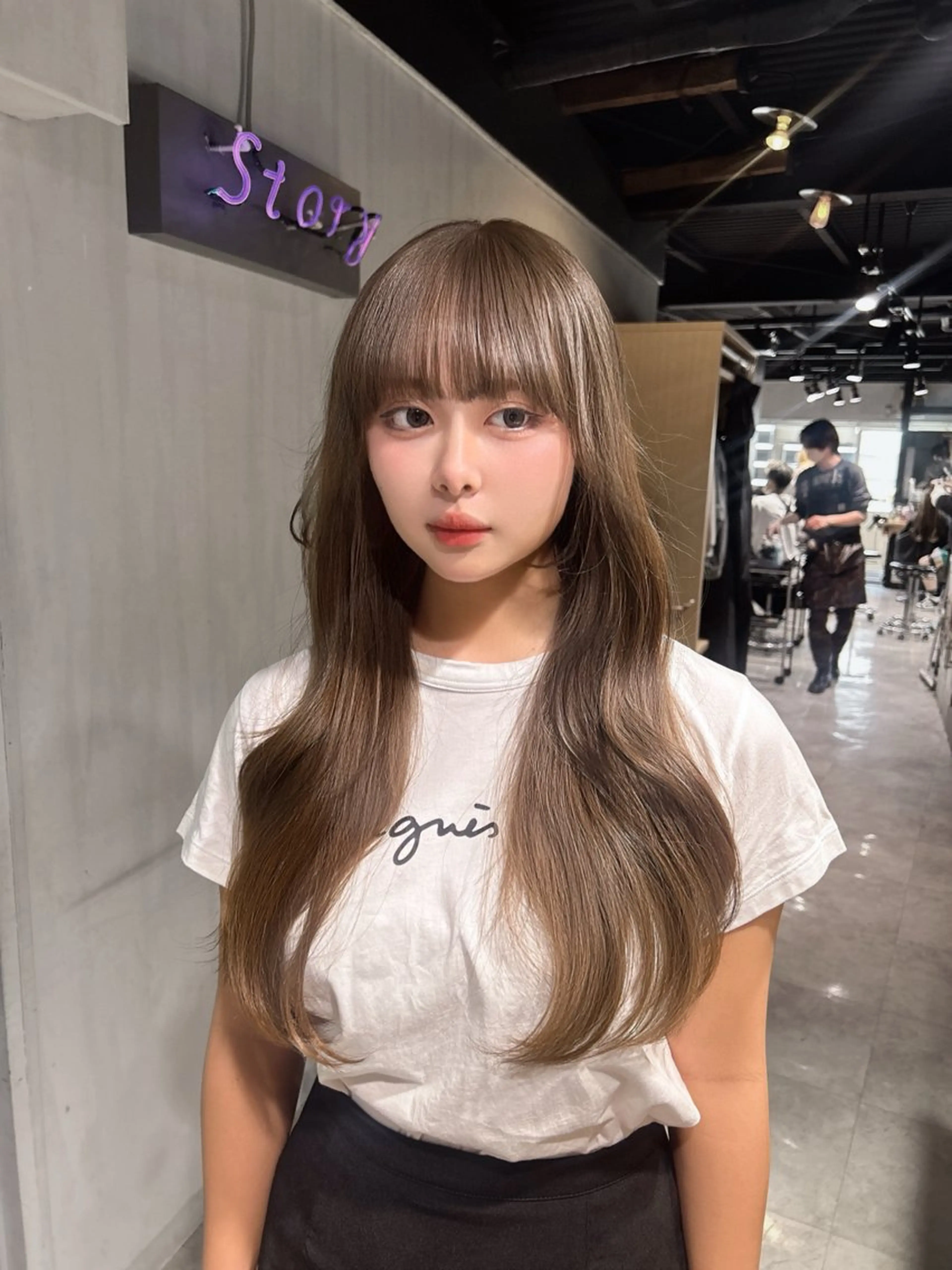 ロング 韓国風カラー 姫カット 韓国風ヘア レイヤーカット ワンホンレイヤー MEI🎀垢抜けカラ ー🎀韓国styleのヘアスタイル