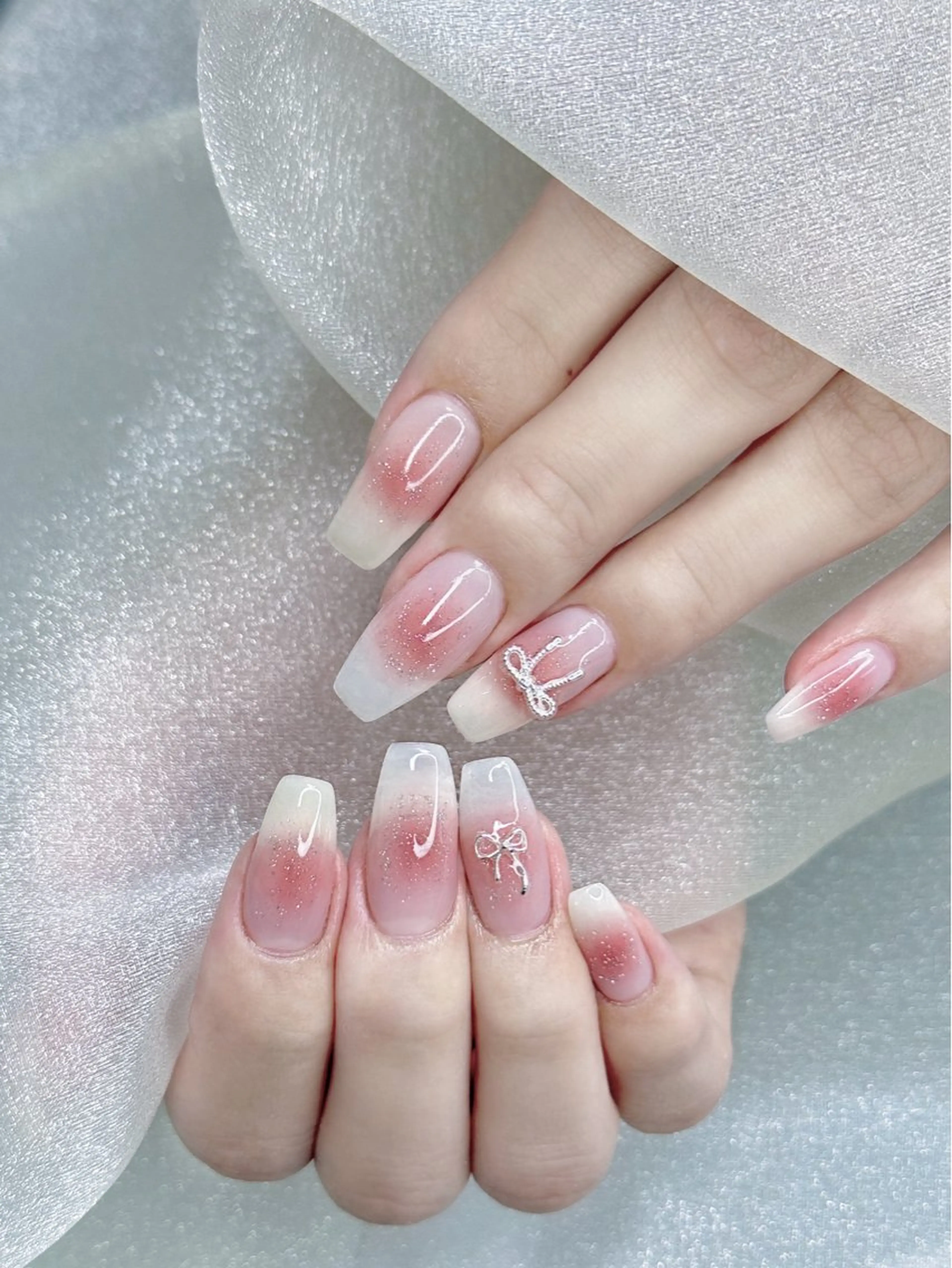 ネイル ハンドネイル Nail salon Lycoris キキのネイルデザイン