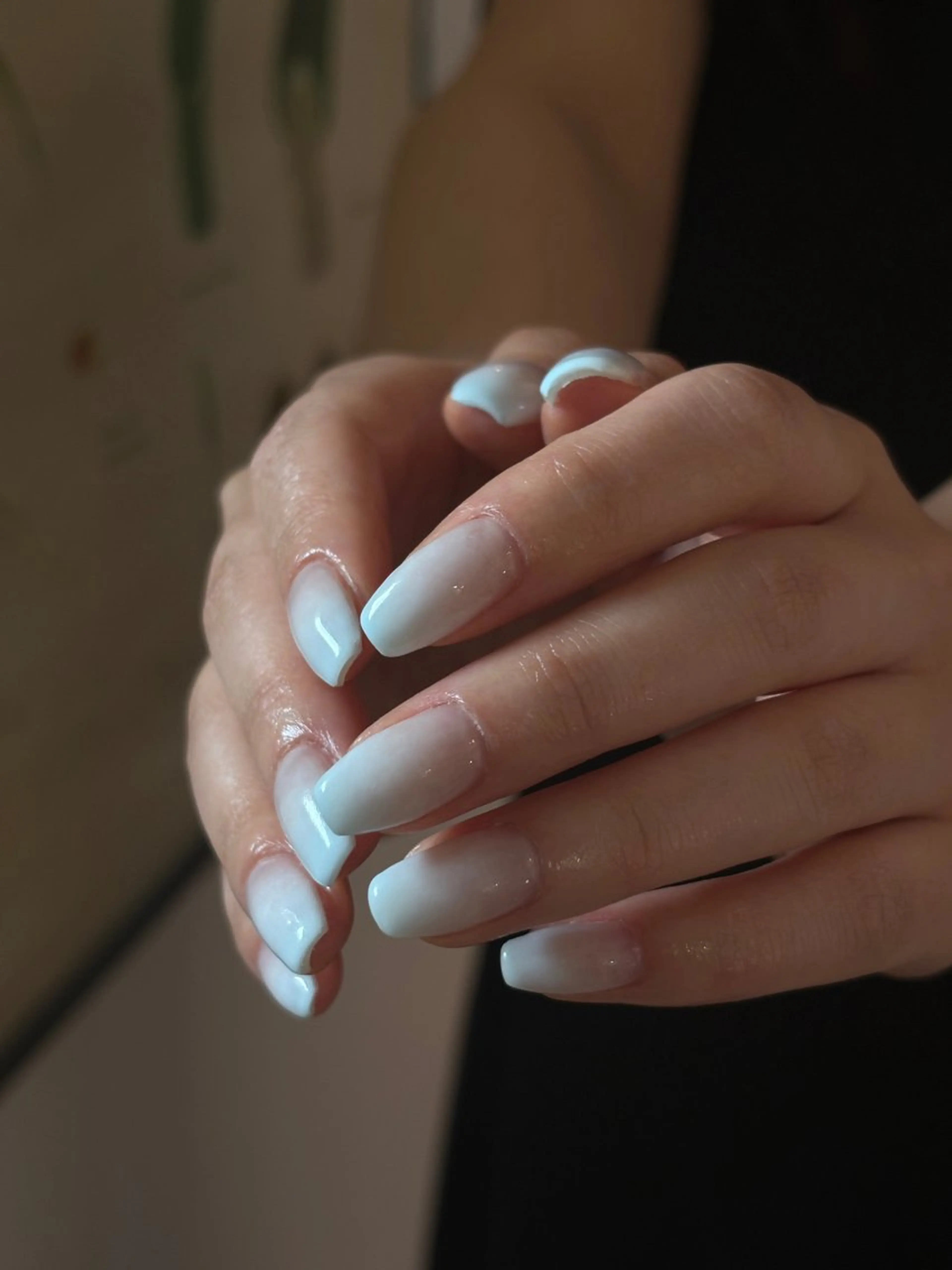 ネイル ワンカラーネイル moe ⠀のネイルデザイン