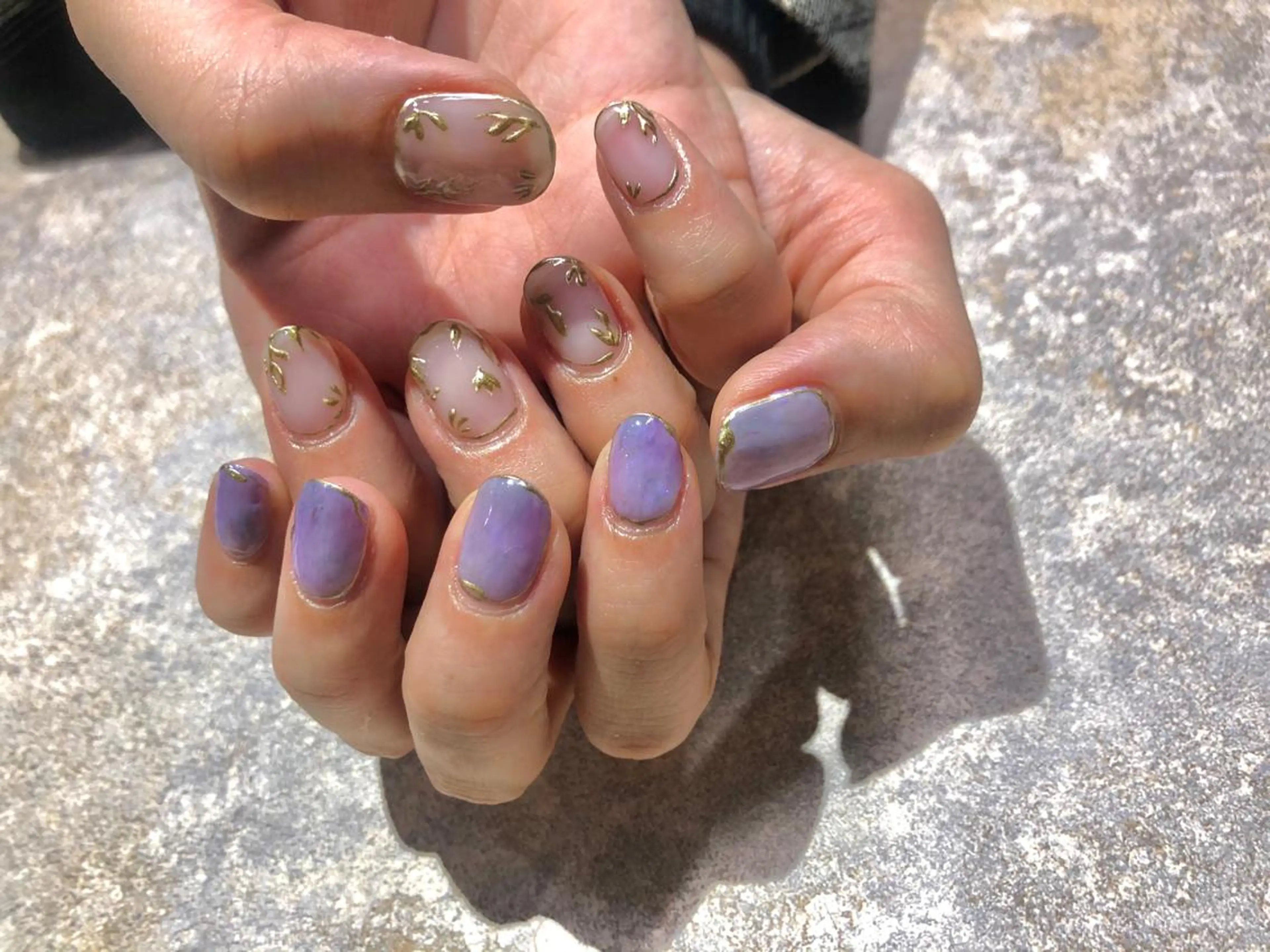 ネイル ハンドネイル Amber21.所属・Nagahama Akariのネイルデザイン