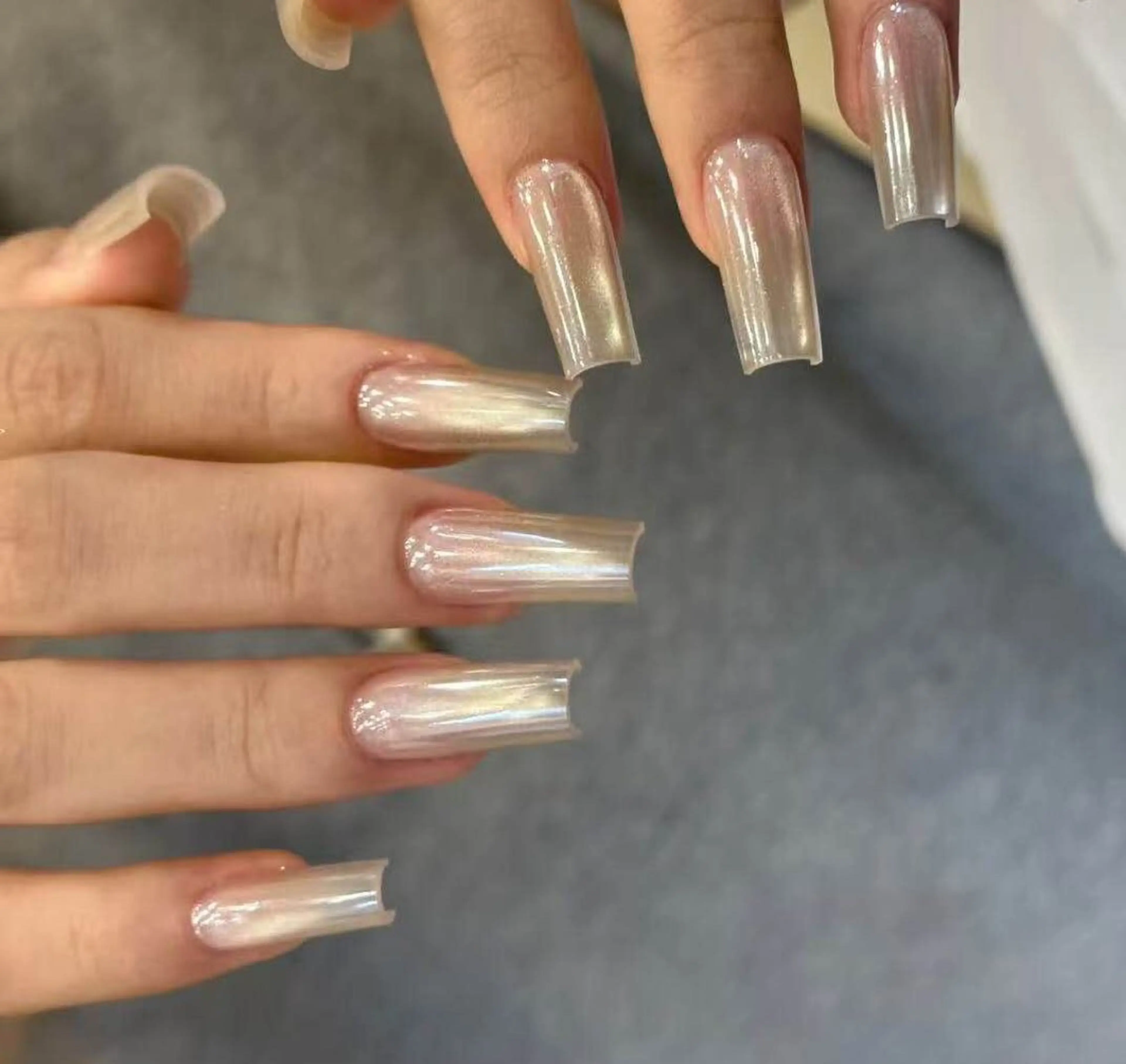 ネイル オーロラネイル フラワーネイル フットネイル フレンチネイル ジェルネイル ハンドネイル BabyYouMi ねねのネイルデザイン