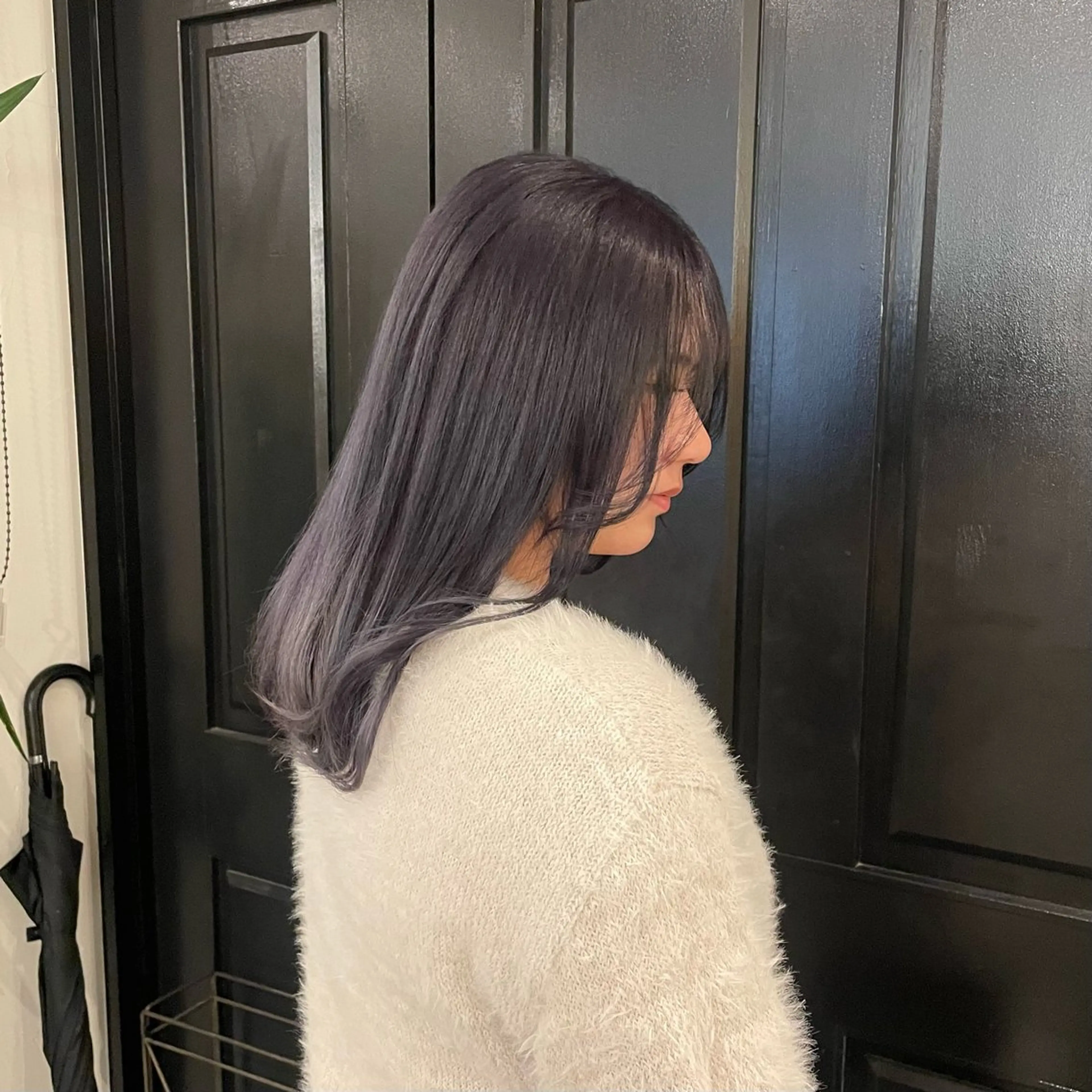 セミロング ヘアカラー ✧*｡韓国ヘア 今塚裕夏🦋🖤のヘアスタイル