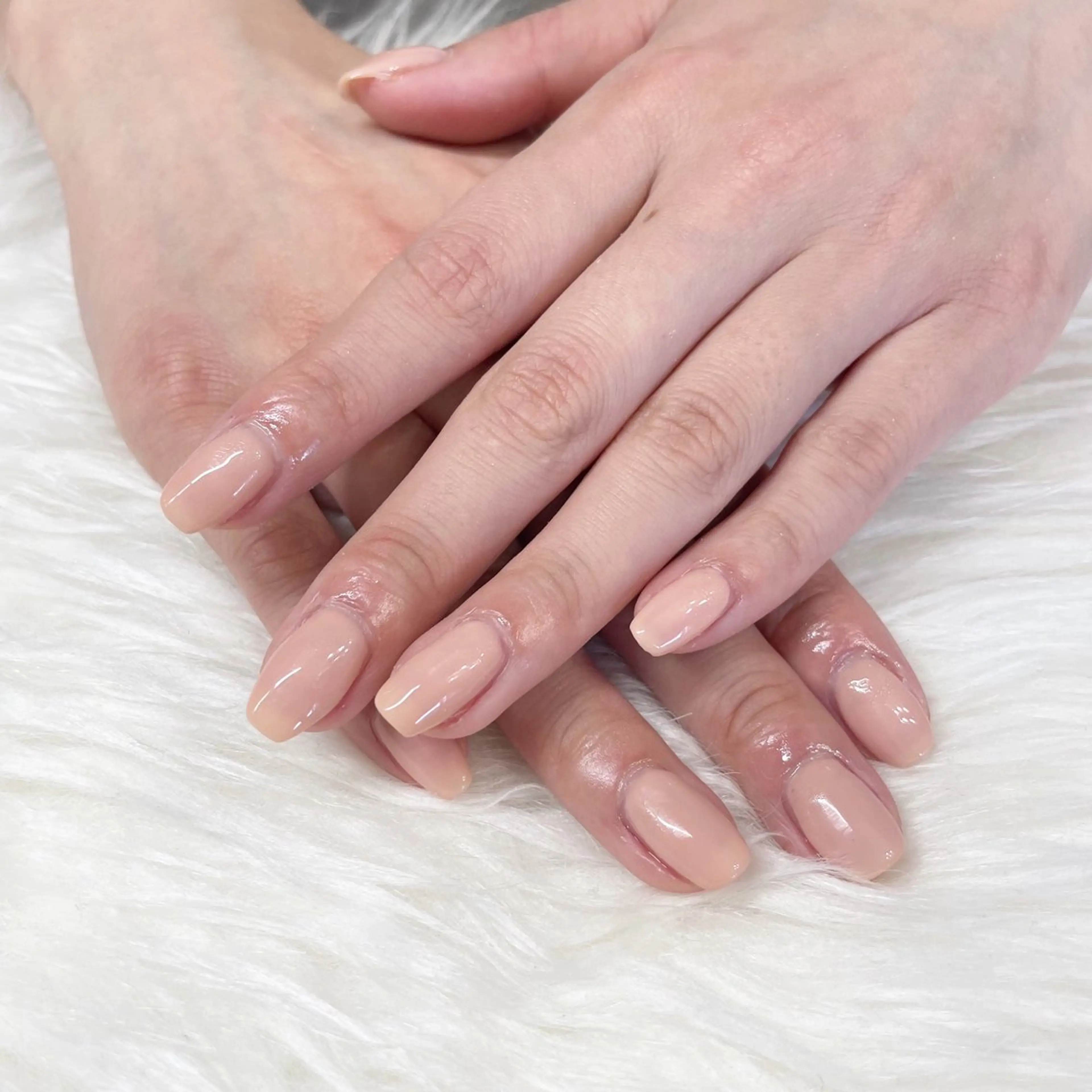 セミロング see love gritterのネイルデザイン