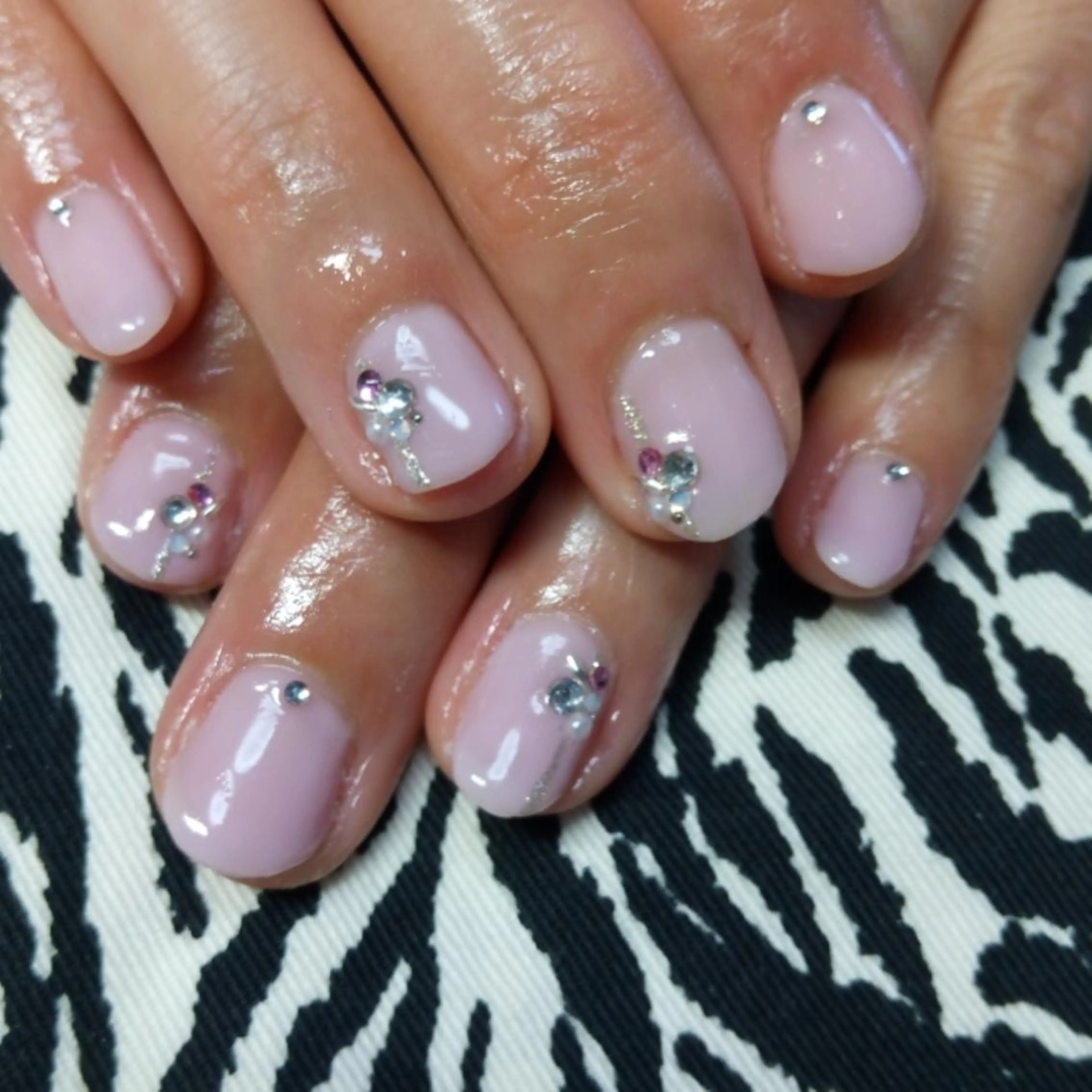 ネイル 島屋 千奈美のネイルデザイン