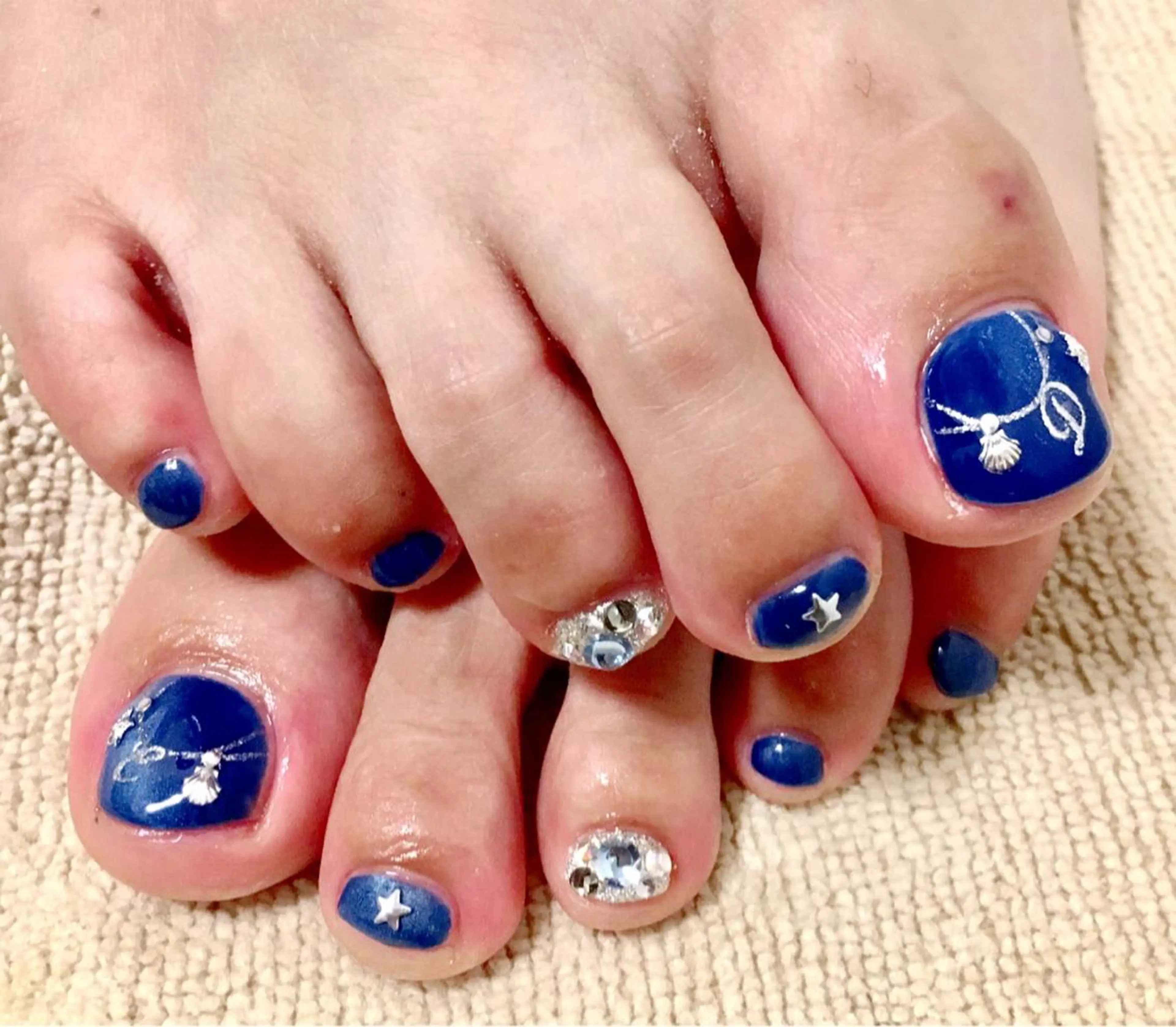 ネイル nailsalon sugarr所属・nailist cocoのネイルデザイン