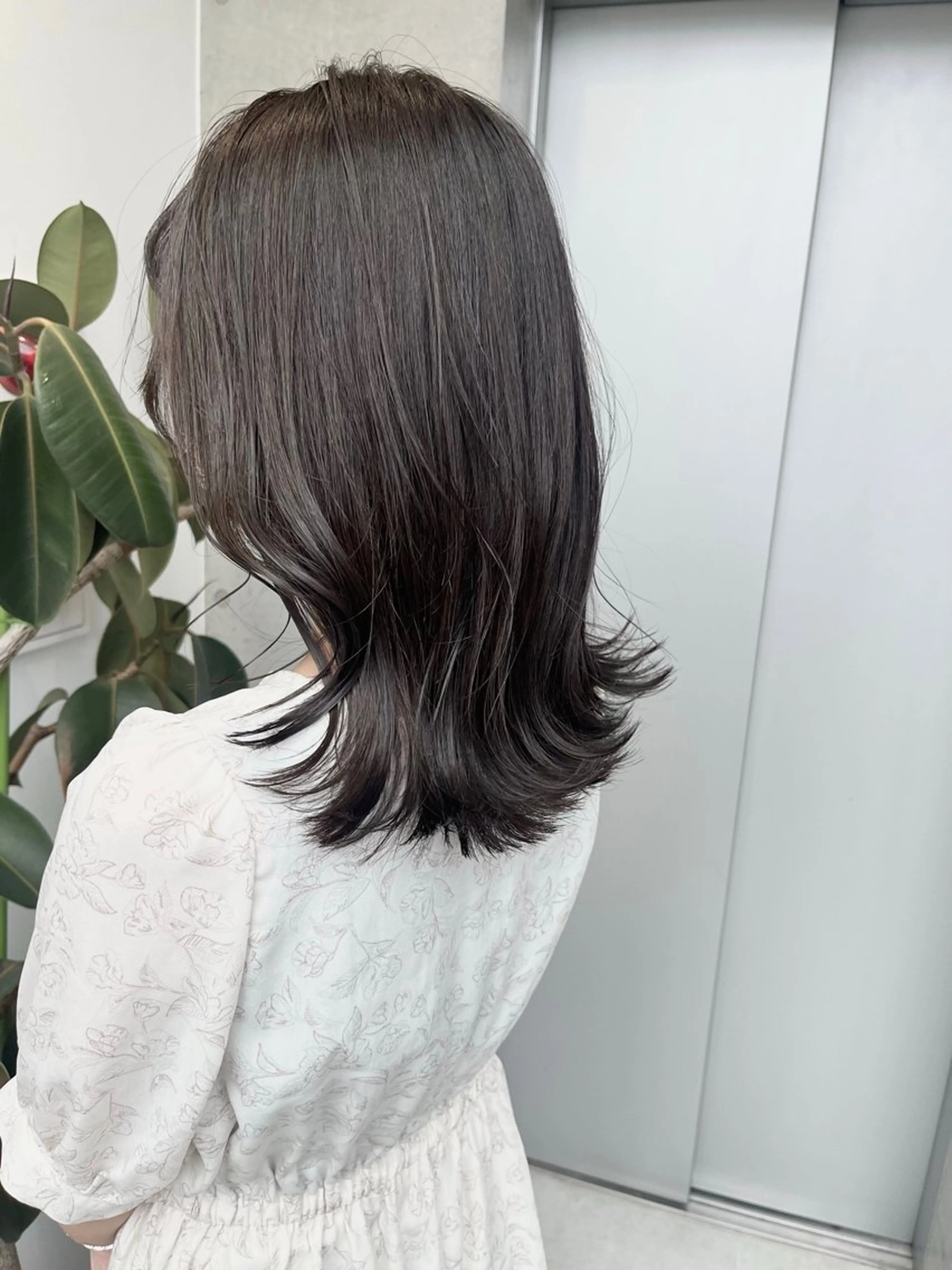 セミロング カラー パーマ ヘアアレンジ カット ヘアカラー トリートメント ヘアセット 透明感/オリーブ/ グレージュ/YUKAのヘアスタイル
