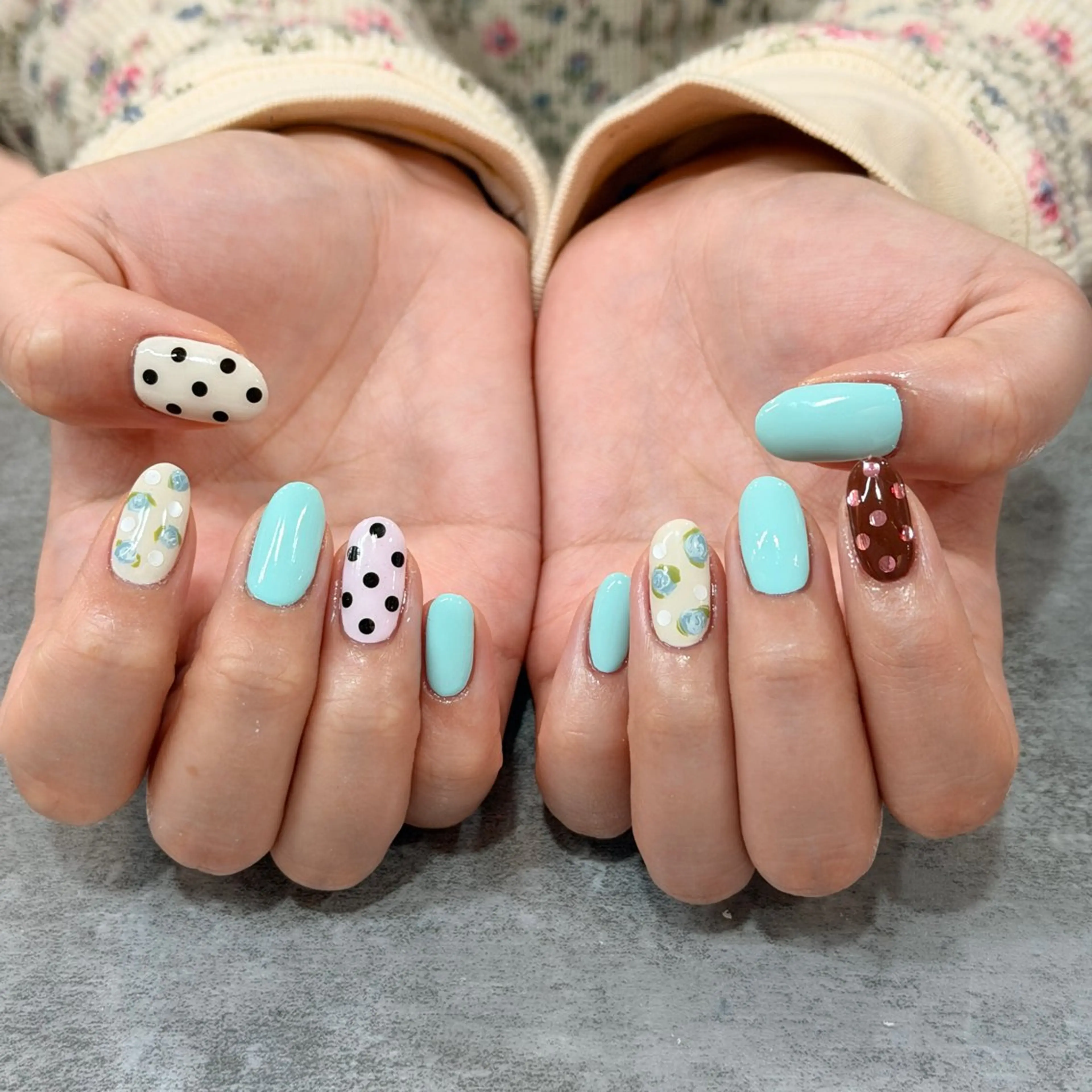 ネイル tiffin Harukaのネイルデザイン