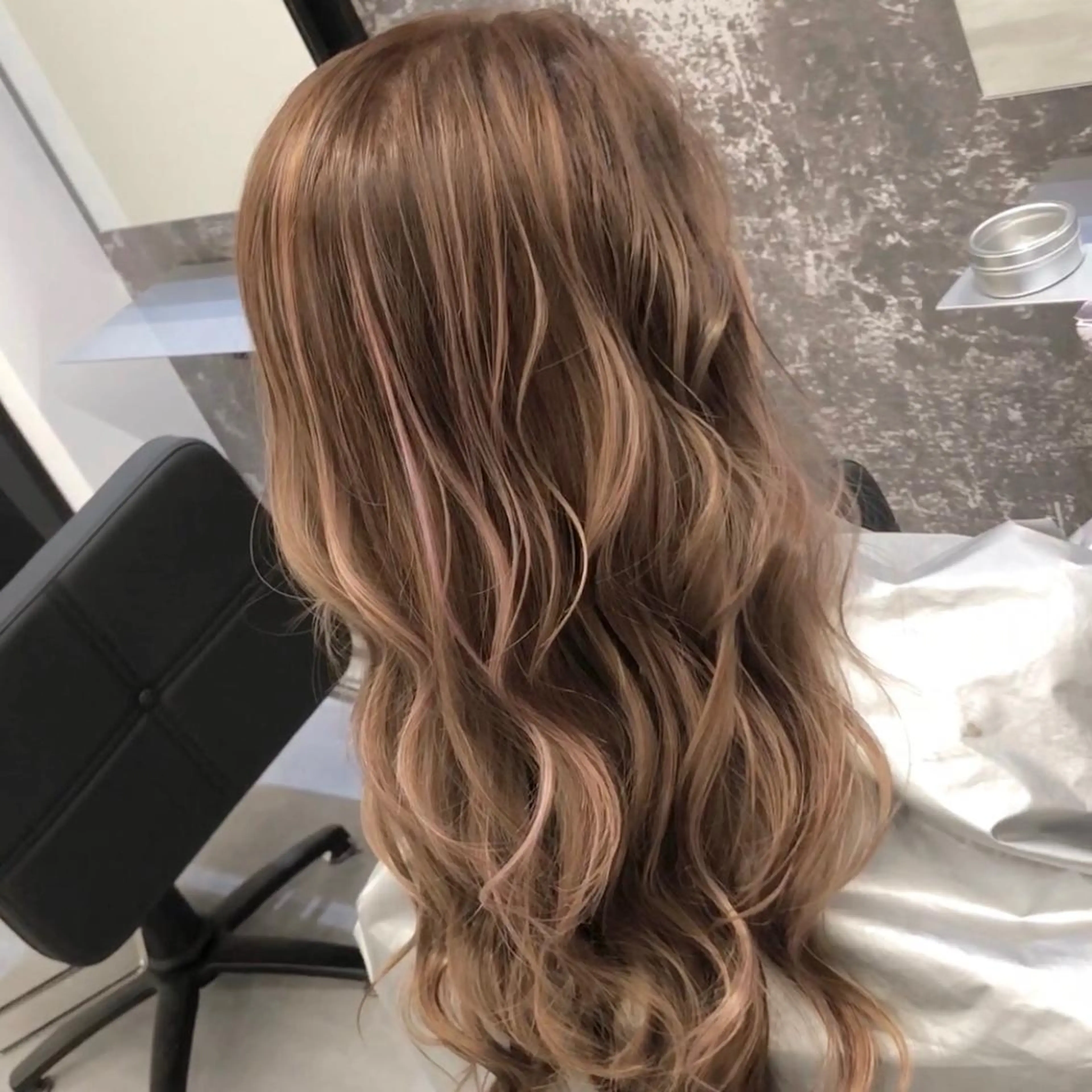 ロング カラー ヘアアレンジ ショートボブ シールエクステ バレイヤージュ デザインカラー ハイライトカラー アンドウ ユウ/ レイヤーカット/韓国のヘアスタイル