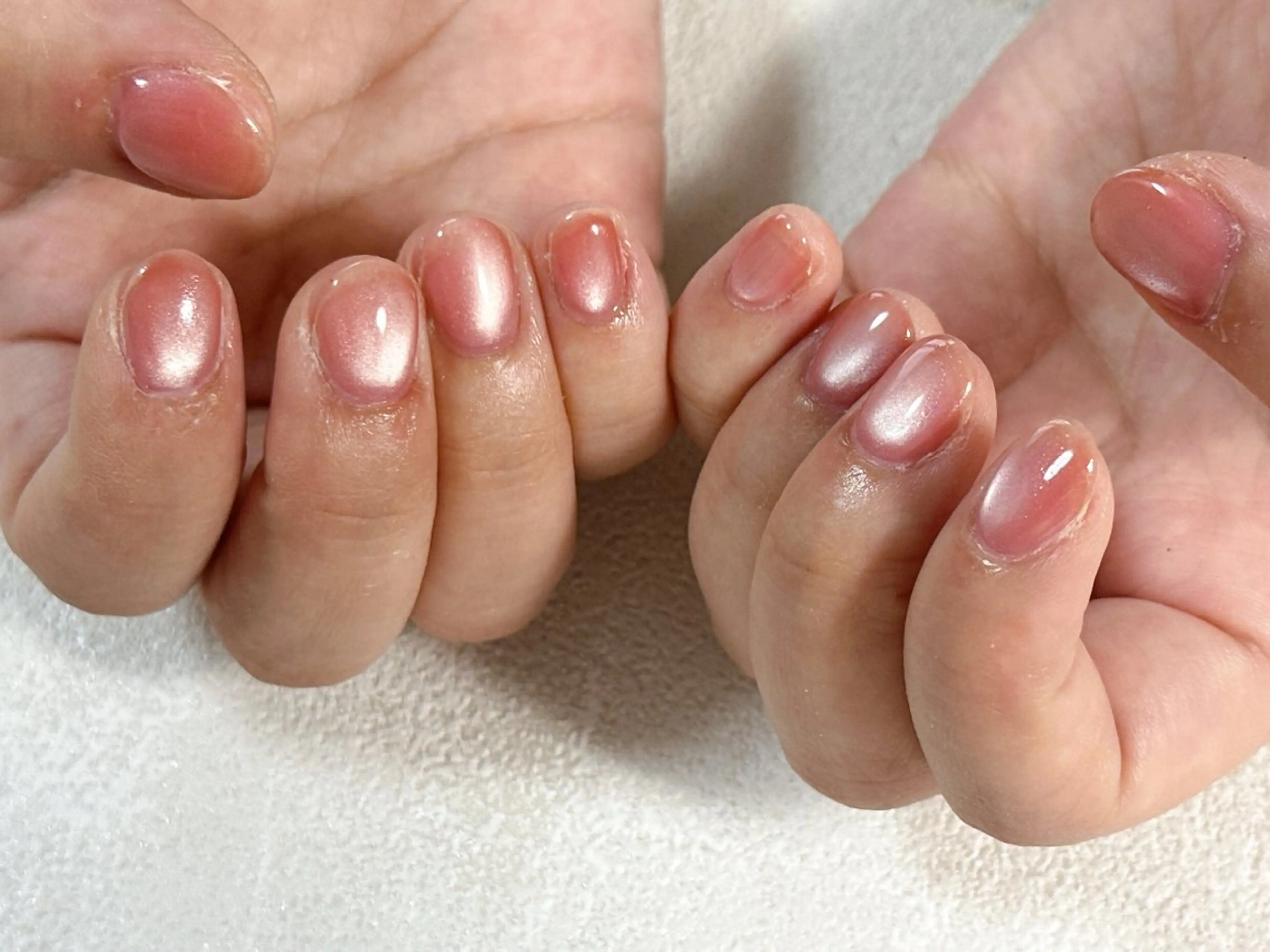 ネイル オーロラネイル ブルー フットネイル フレンチネイル ジェルネイル ハンドネイル kiki nail たまプラーザのネイルデザイン