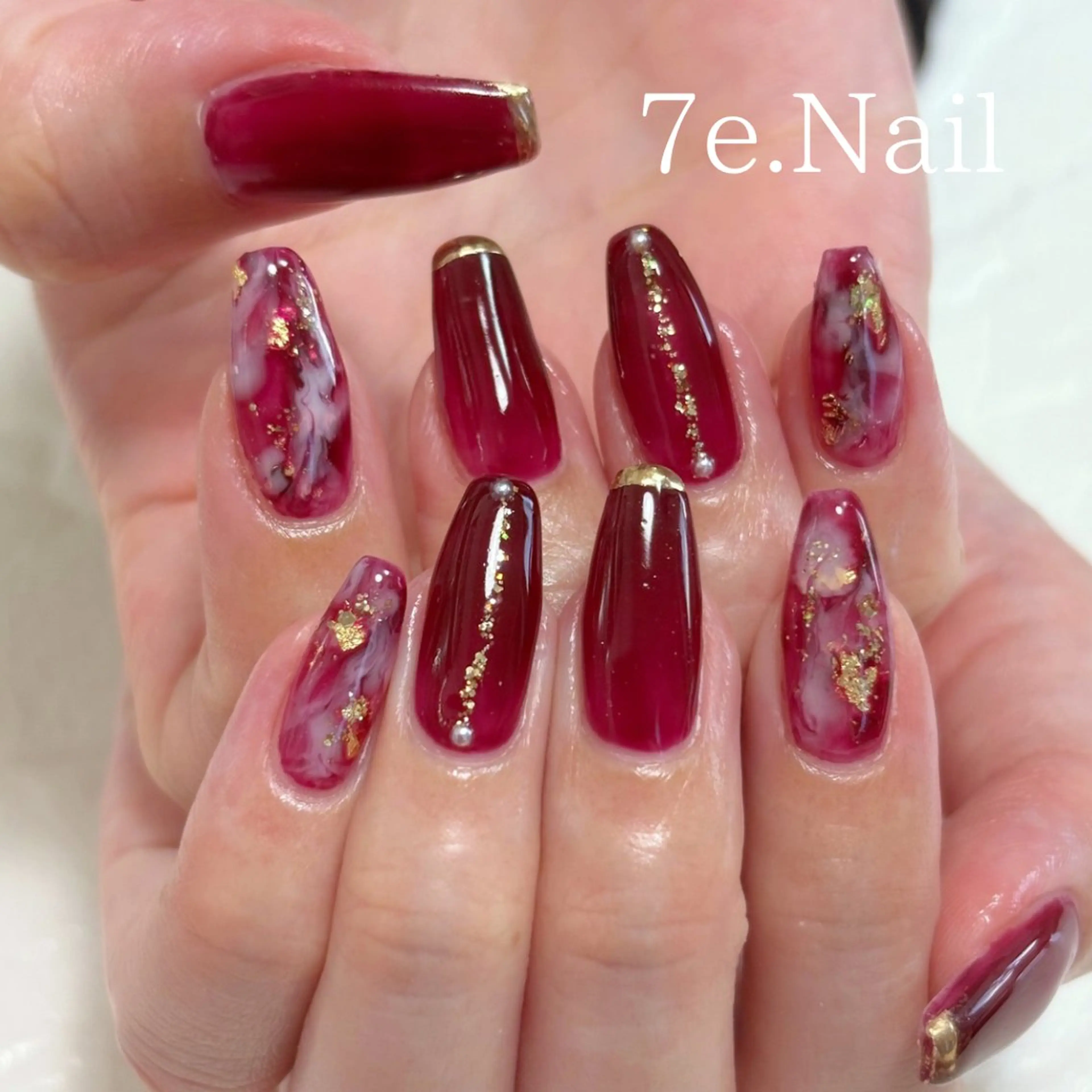 ネイル 7e. Nailのネイルデザイン
