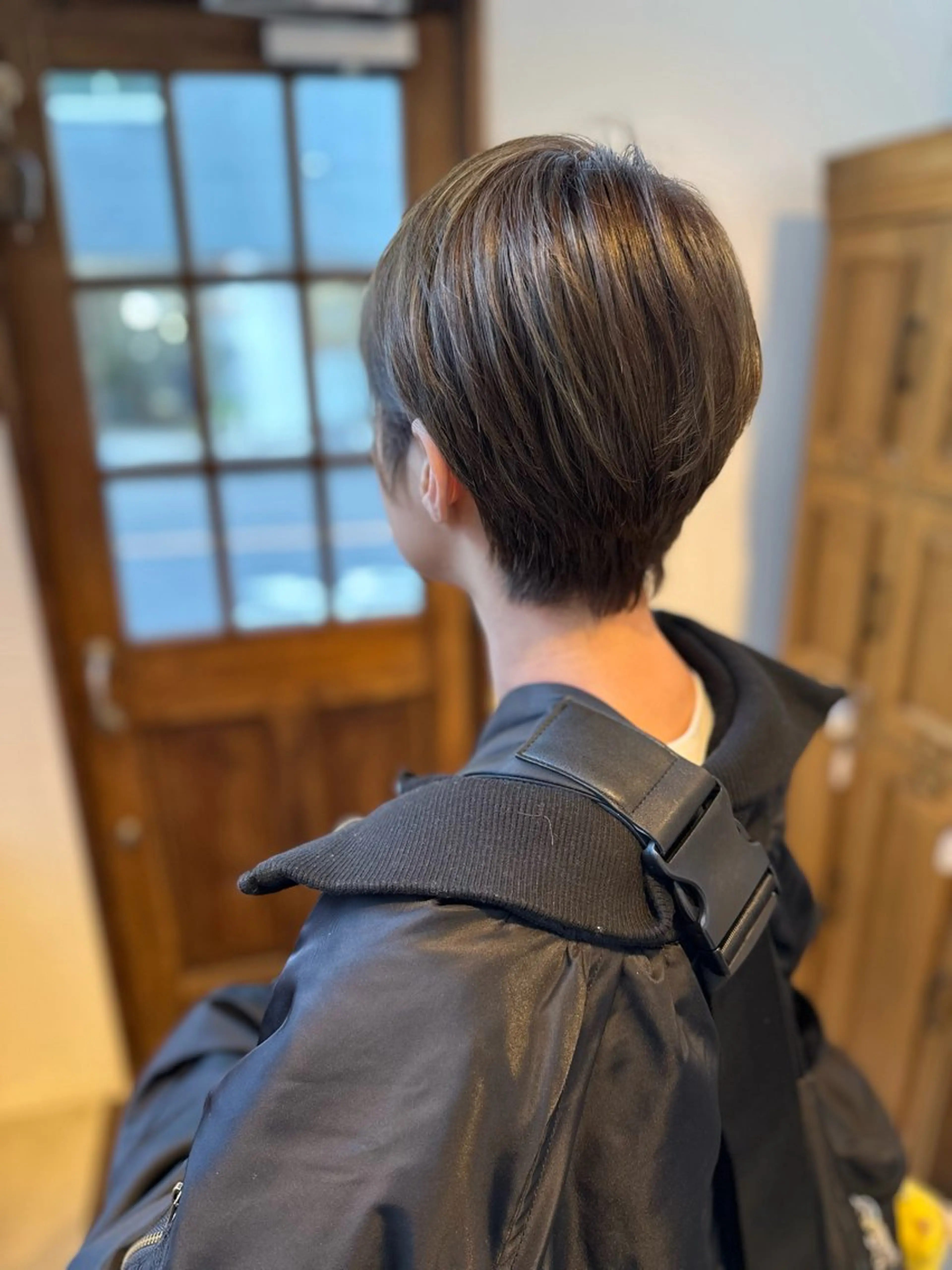 ショート ハイライト ショートヘア カット ヘアカラー トリートメント hair&spa palm所属・石井 寛司のヘアスタイル