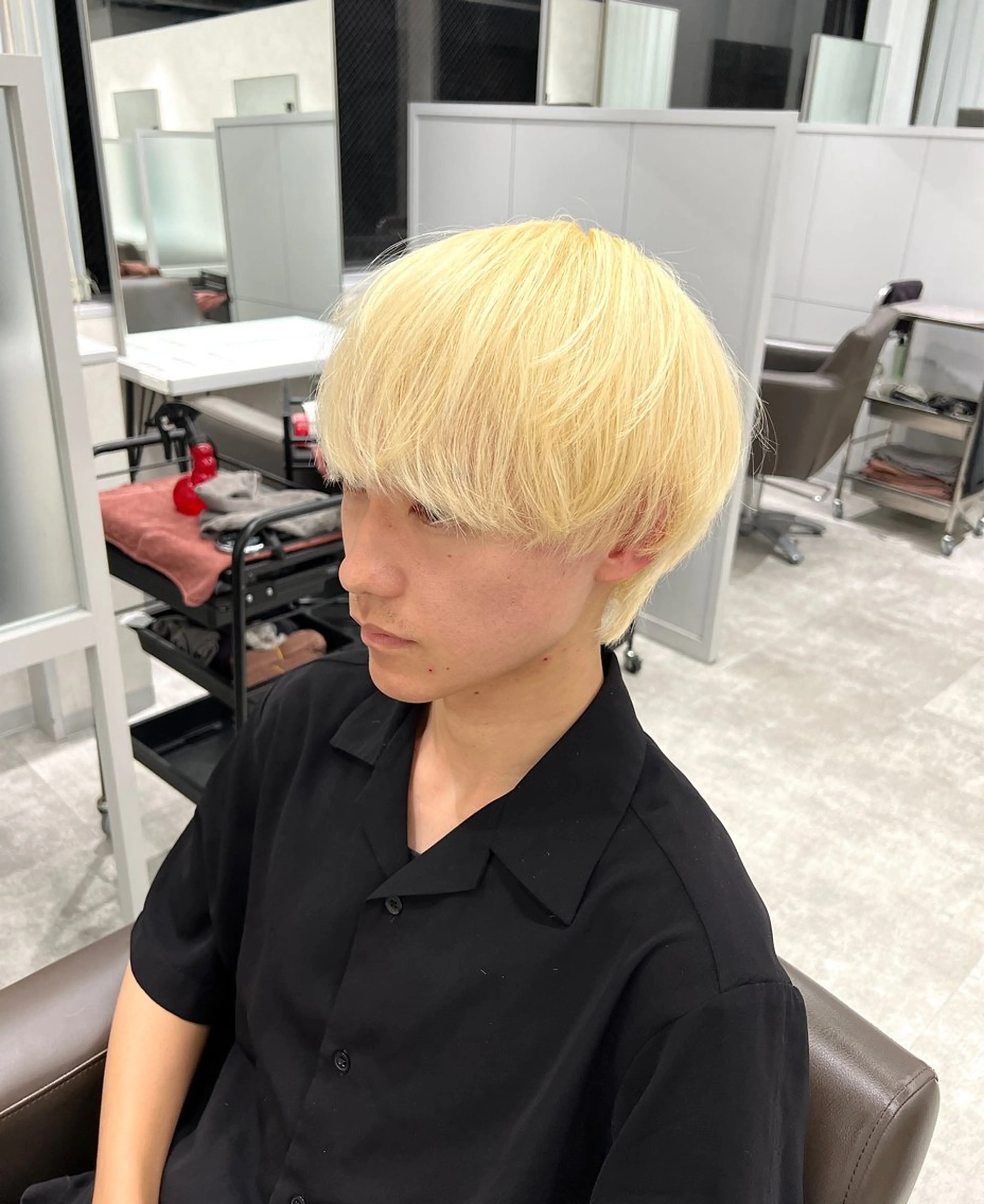 ショート パーマ メンズ カット ヘアカラー トリートメント kiitos所属・関西センターパート メンズモデル募集のヘアスタイル