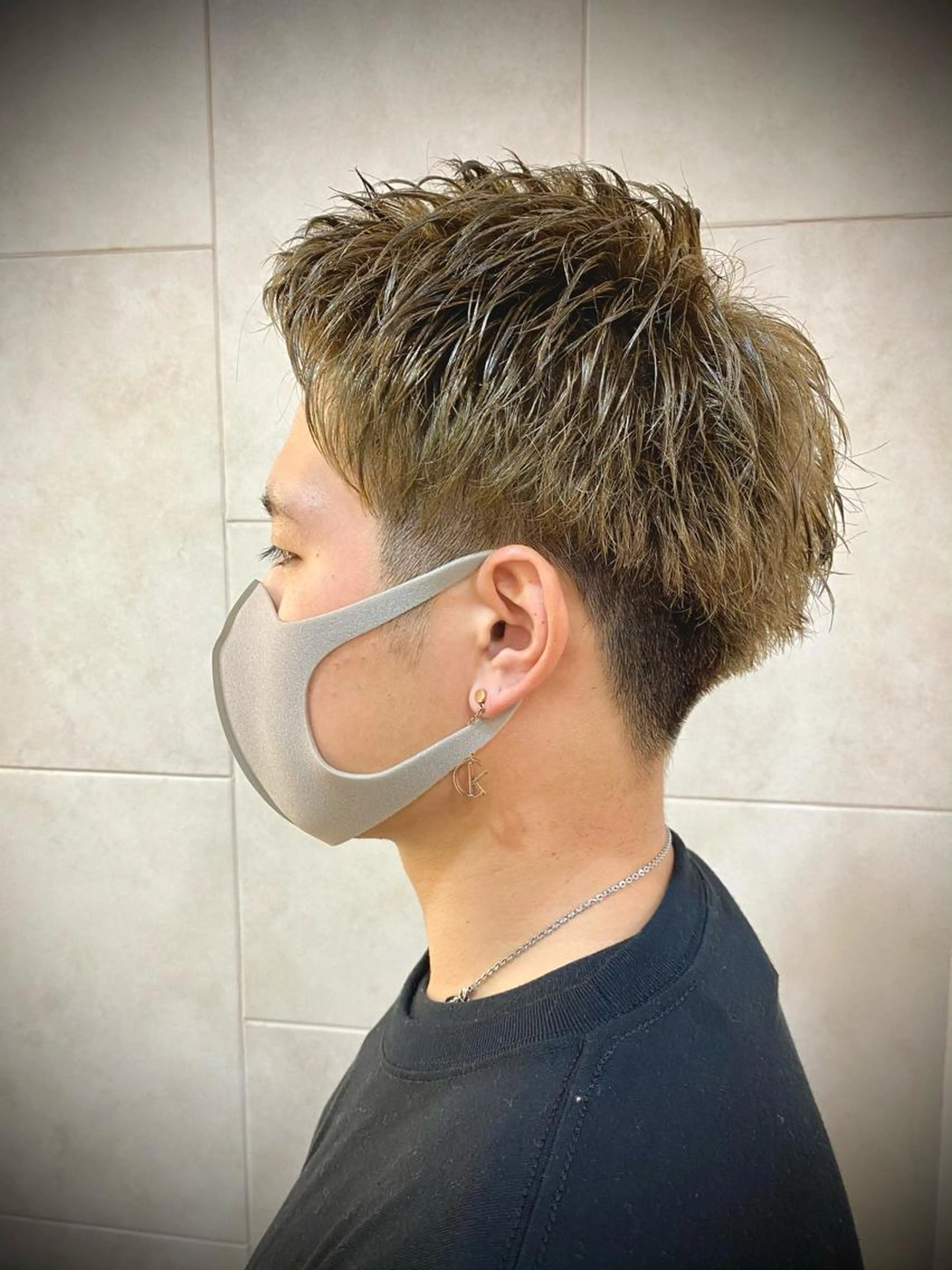 メンズヘアカラー＋カット【眉カット可】の写真