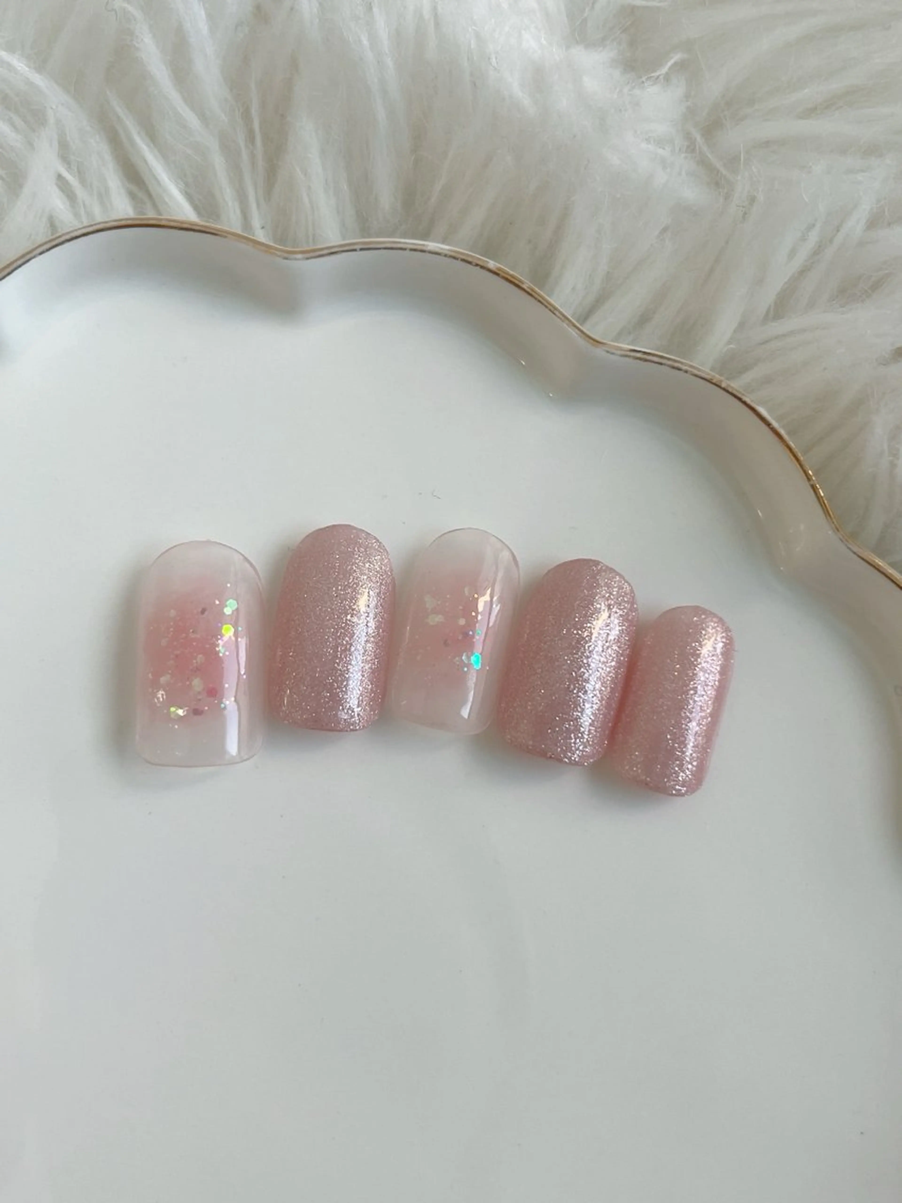 ネイル チークネイル ハンドネイル ネイルサロンバニラ所属・清水 絢音のネイルデザイン