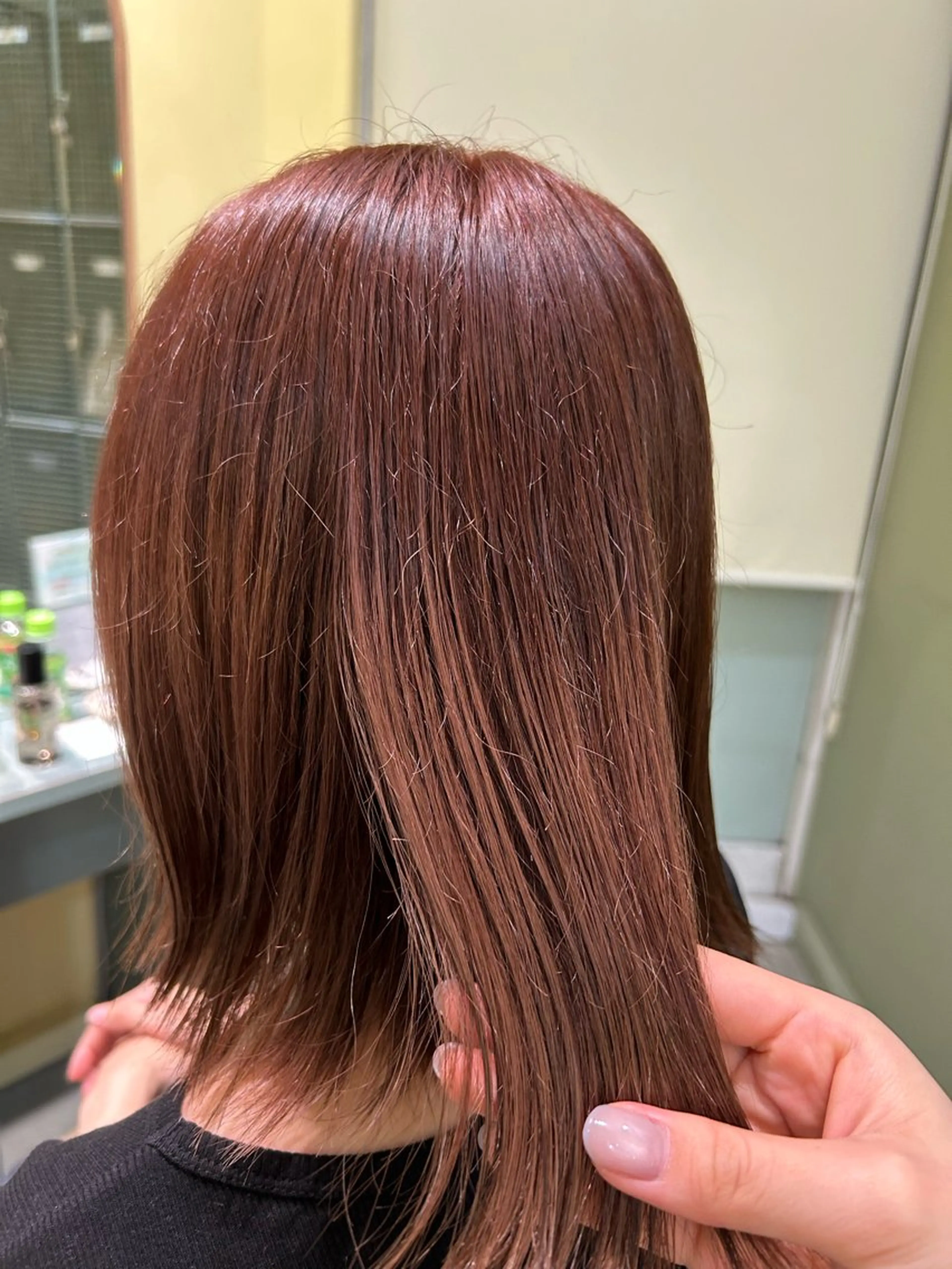 カラー ベージュカラー ピンクカラー ピンクベージュ 一條 乃亜のヘアスタイル