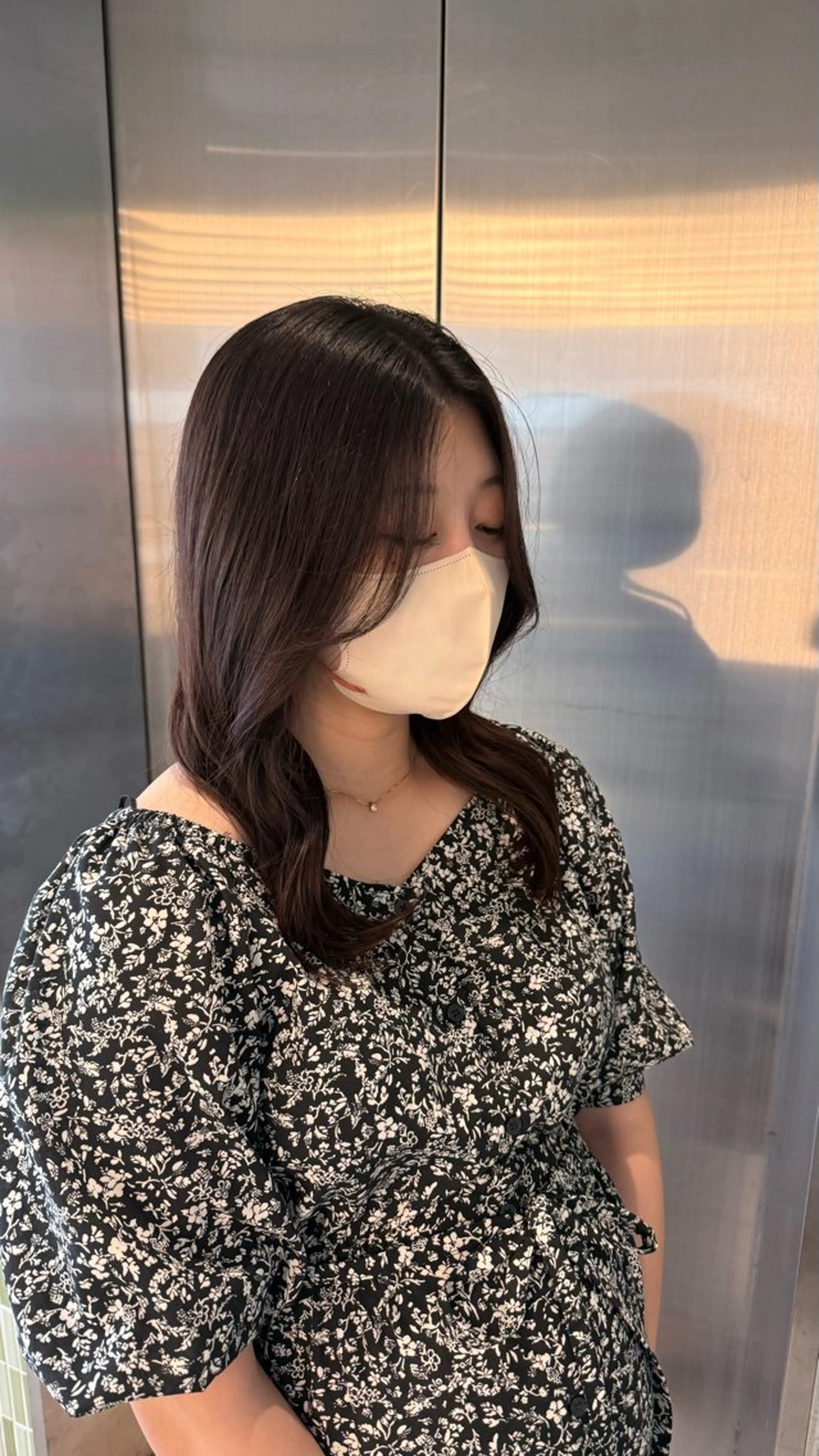 セミロング カット RUKA🩰透明感 寒色カラー/レイヤーのヘアスタイル