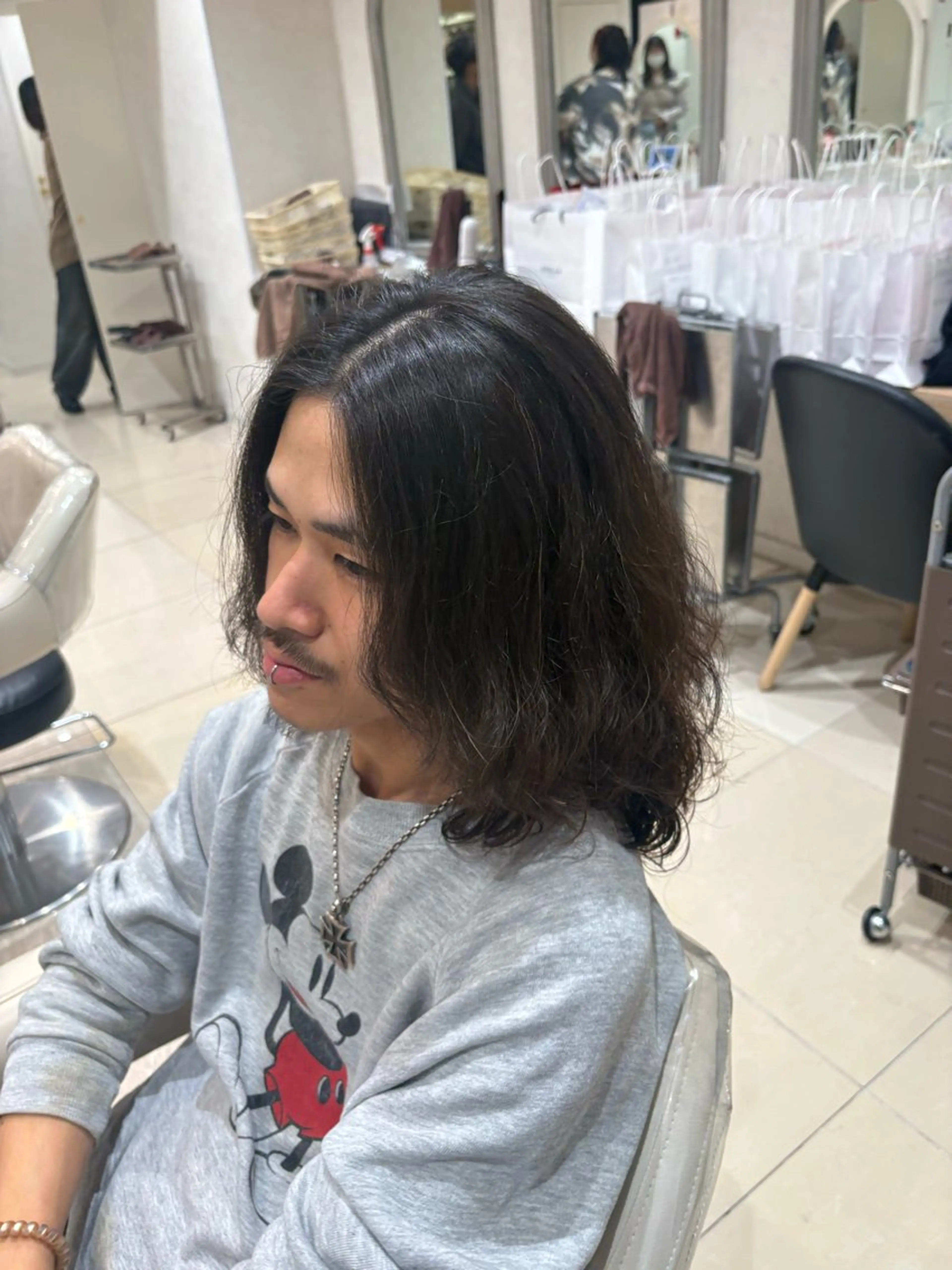 セミロング パーマ カット パーマ 艶カラー/縮毛矯正/ 特殊パーマ/haruのヘアスタイル