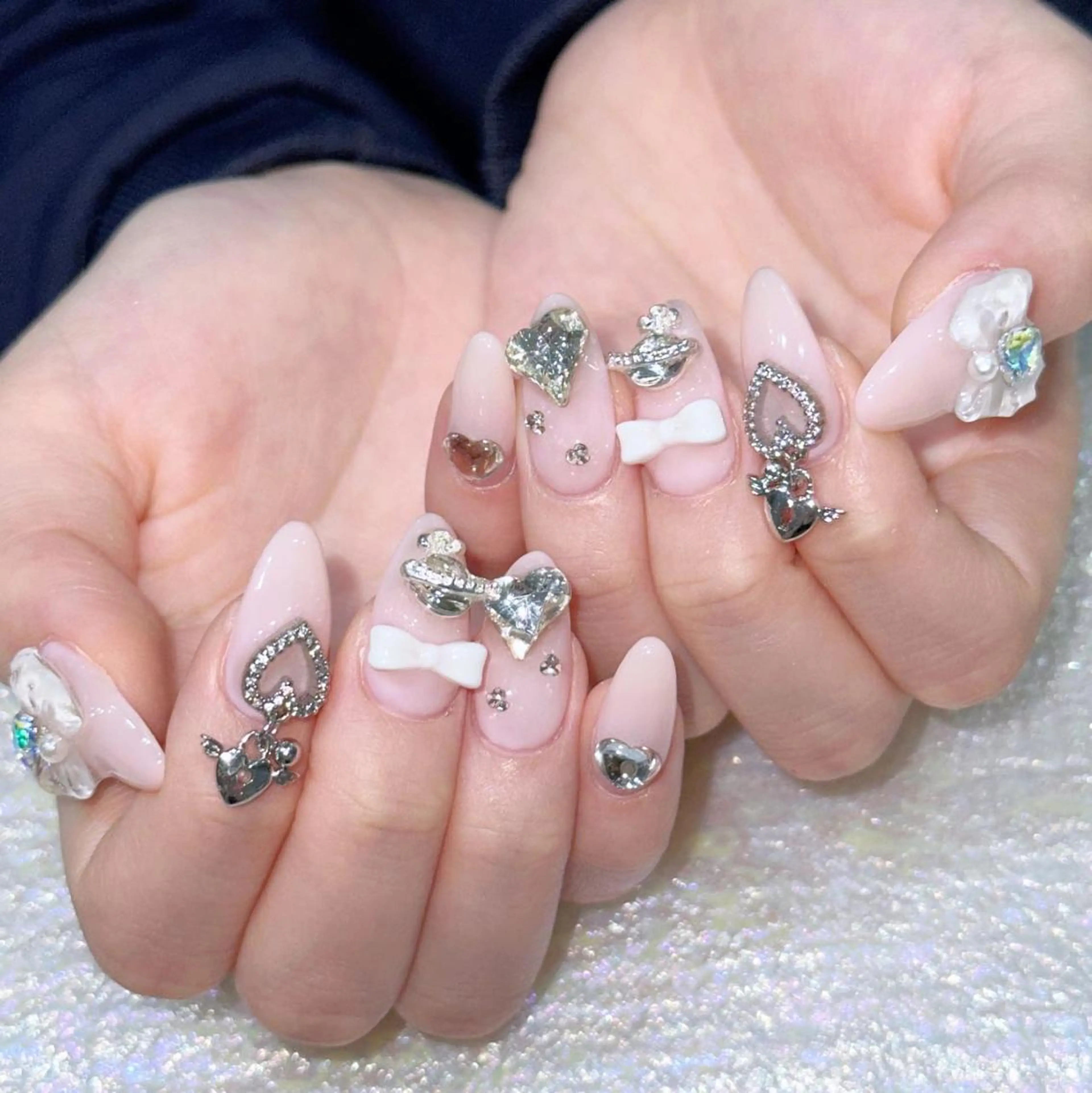 ネイル ハンドネイル Queens ひなのネイルデザイン