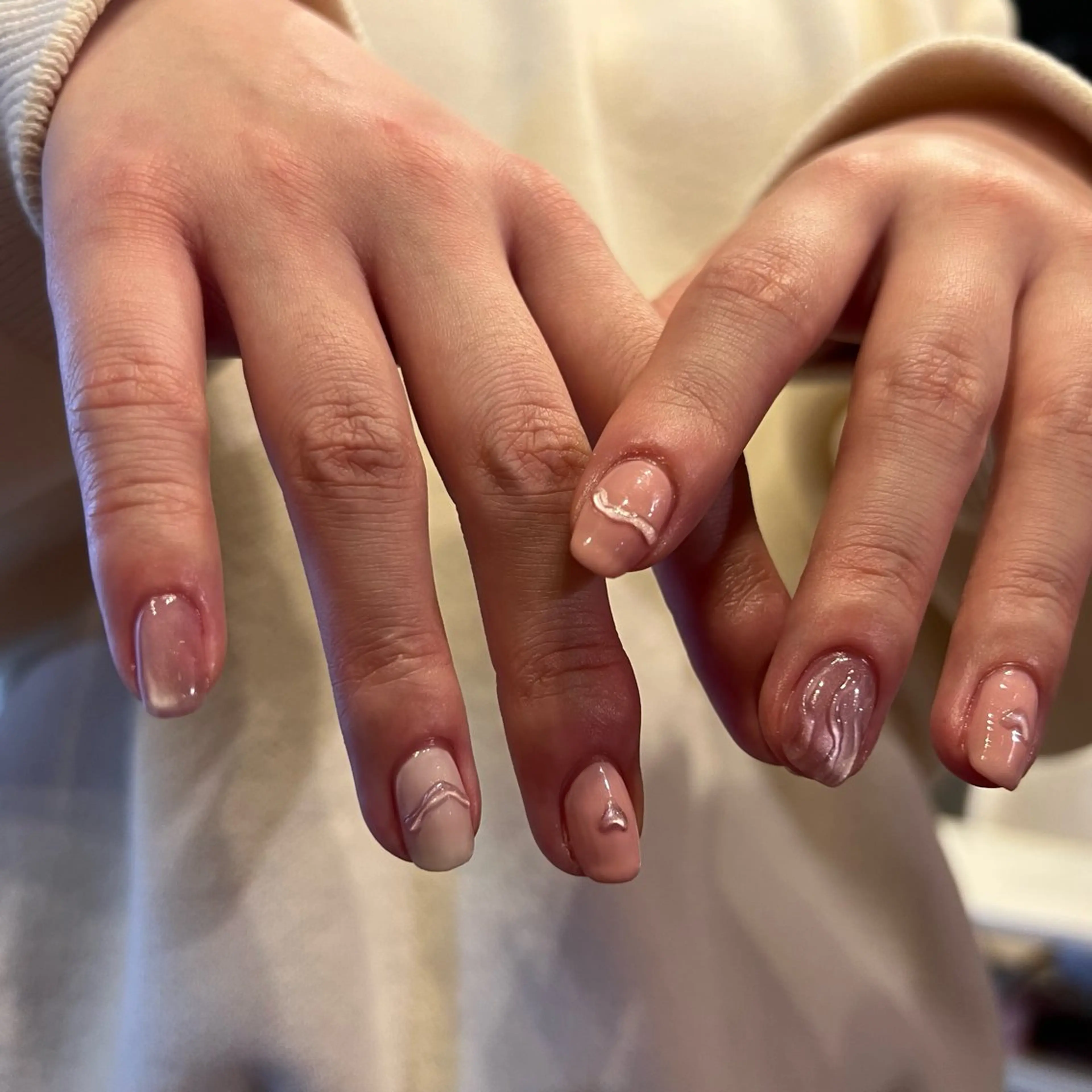 ネイル HuncH【ハンチ】 horoiwaのネイルデザイン