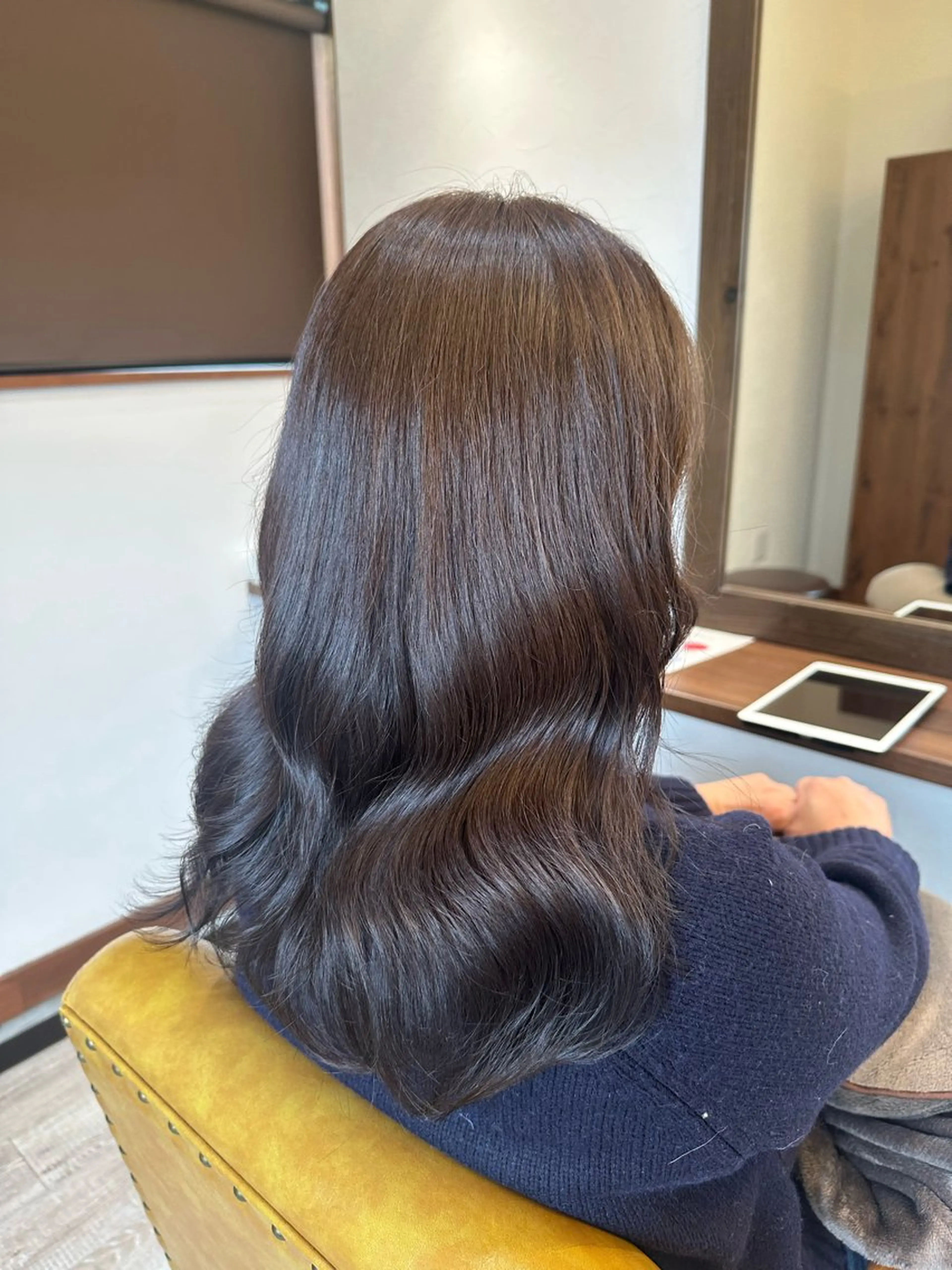 セミロング 牧野 ちおりのヘアスタイル