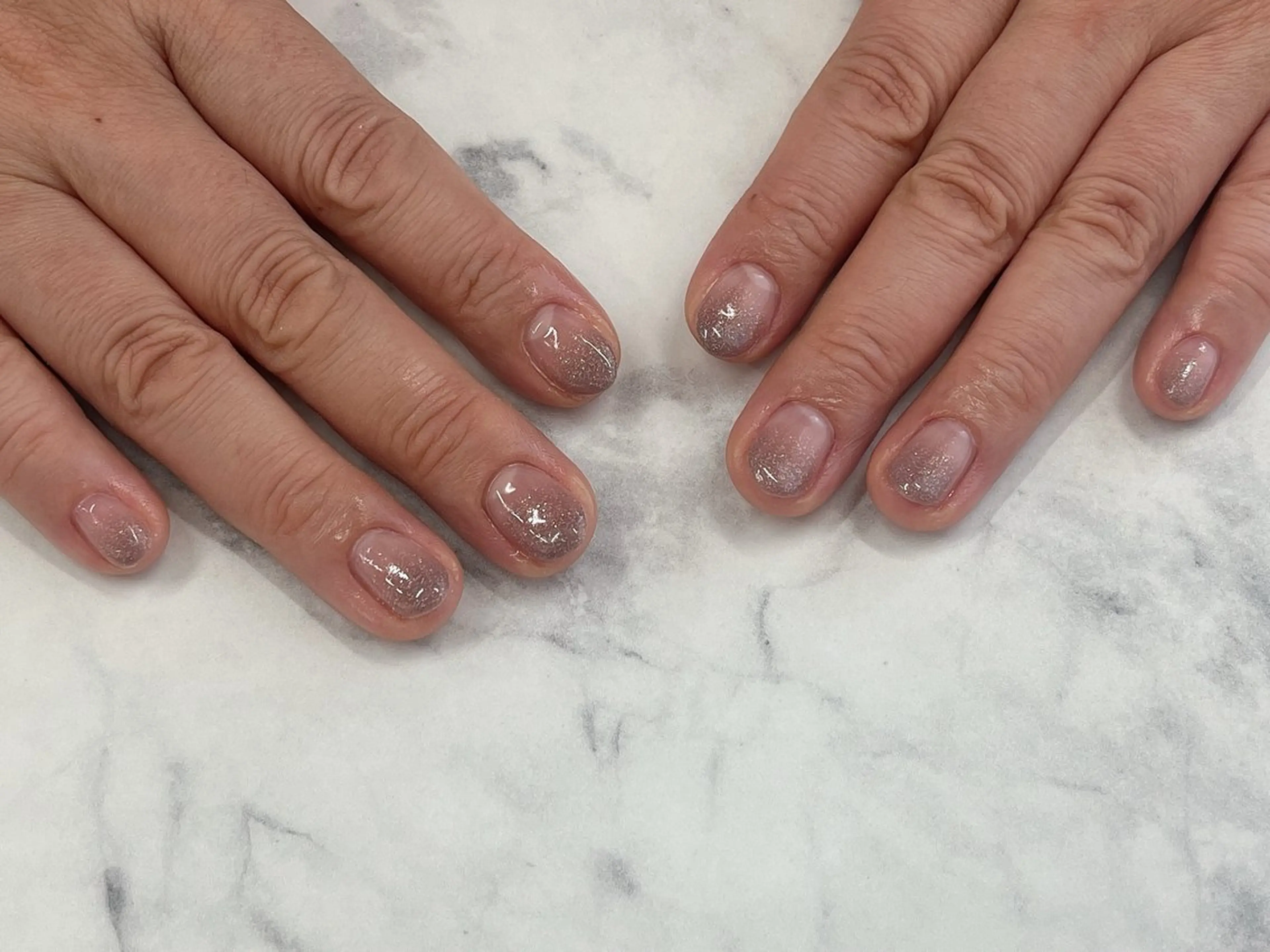 ネイル Regene ARAKIのネイルデザイン