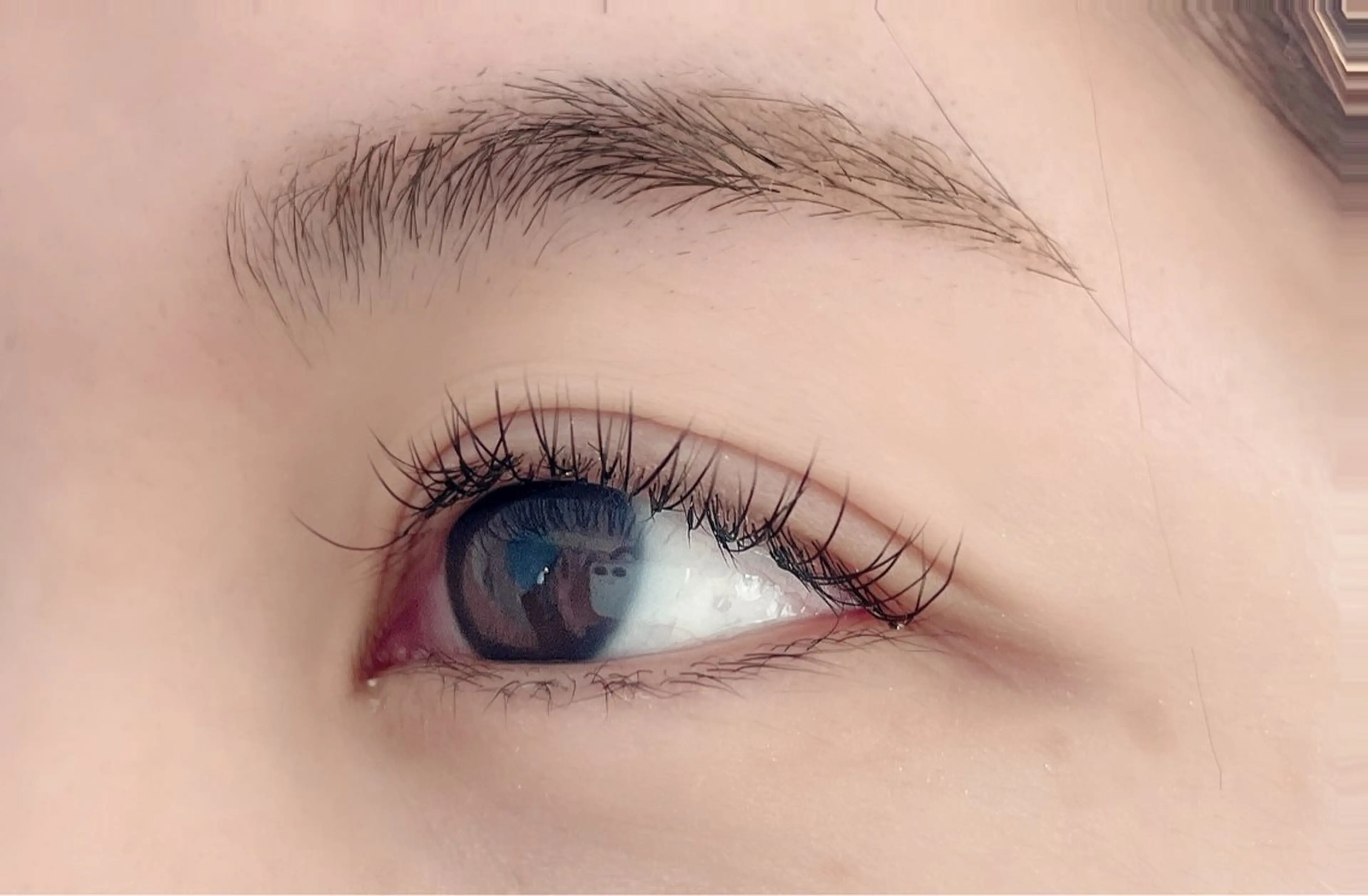 LEDマツエク　フラットラッシュ80本の写真