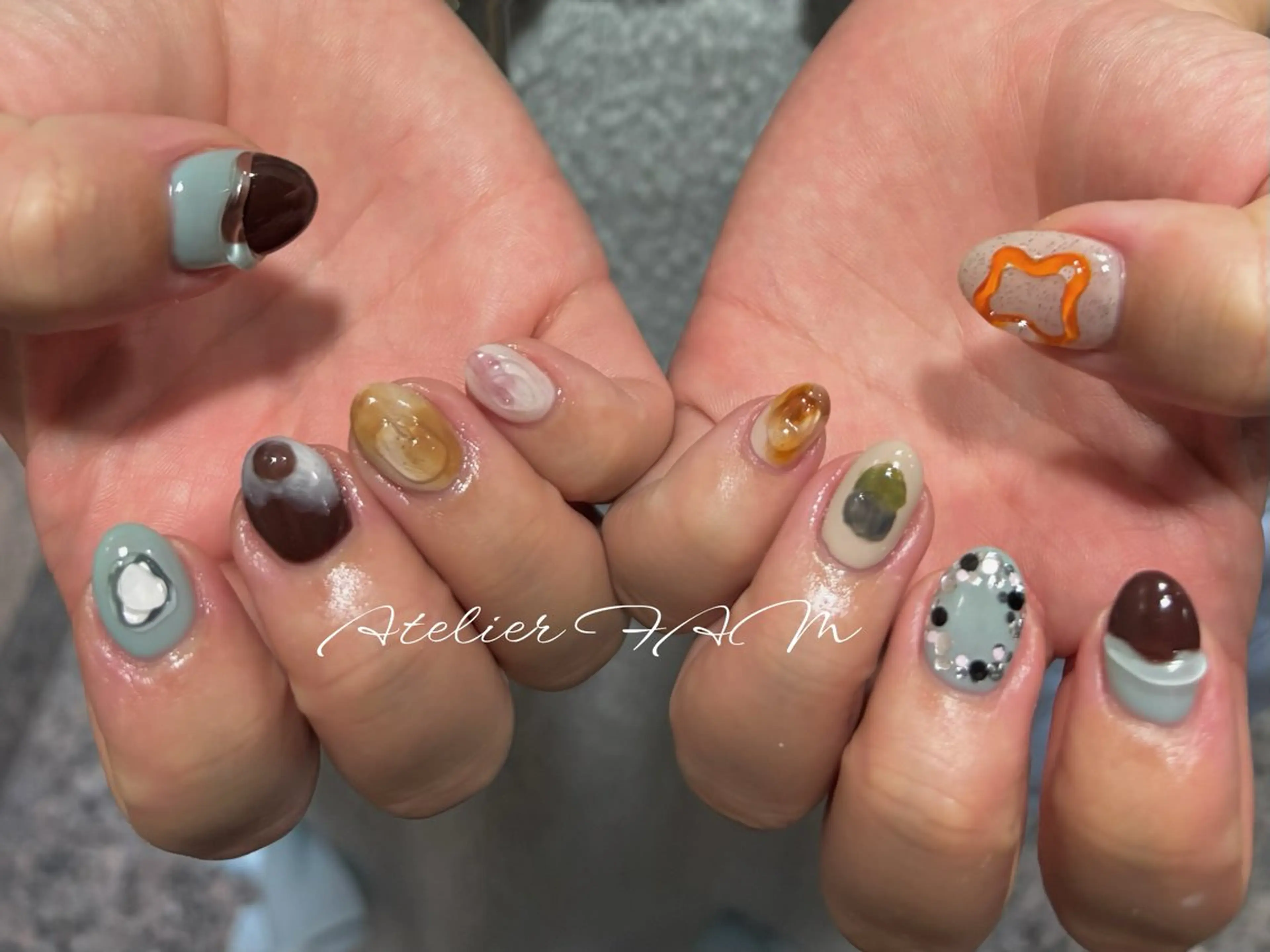 ミディアム ハンドネイル nail&eyelashsalon atelier fam上本町店所属・アトリエ FAMのネイルデザイン