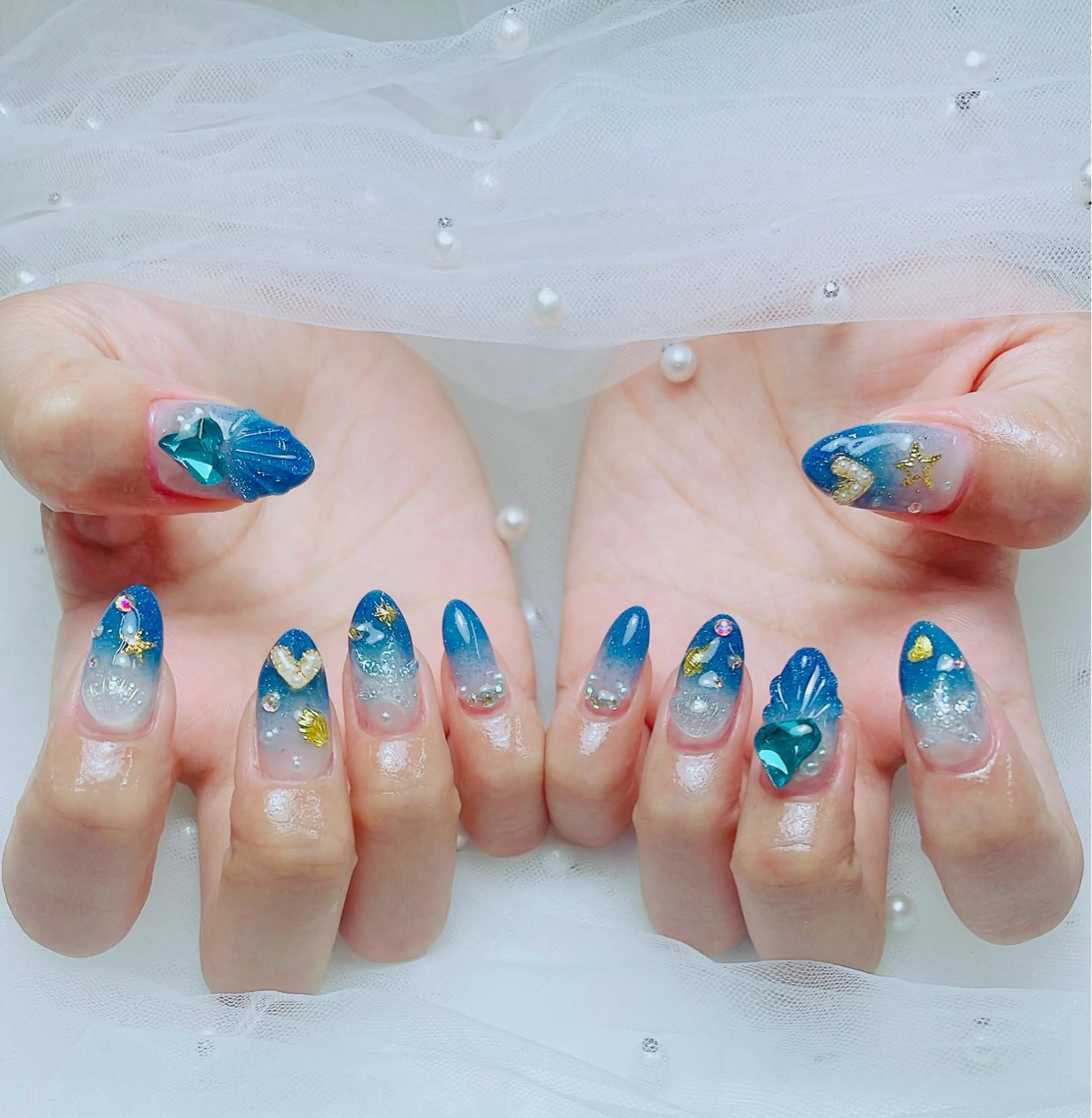 大満足！Hand | スベシャル持ち込みデザイン　120分アートやり放題の写真