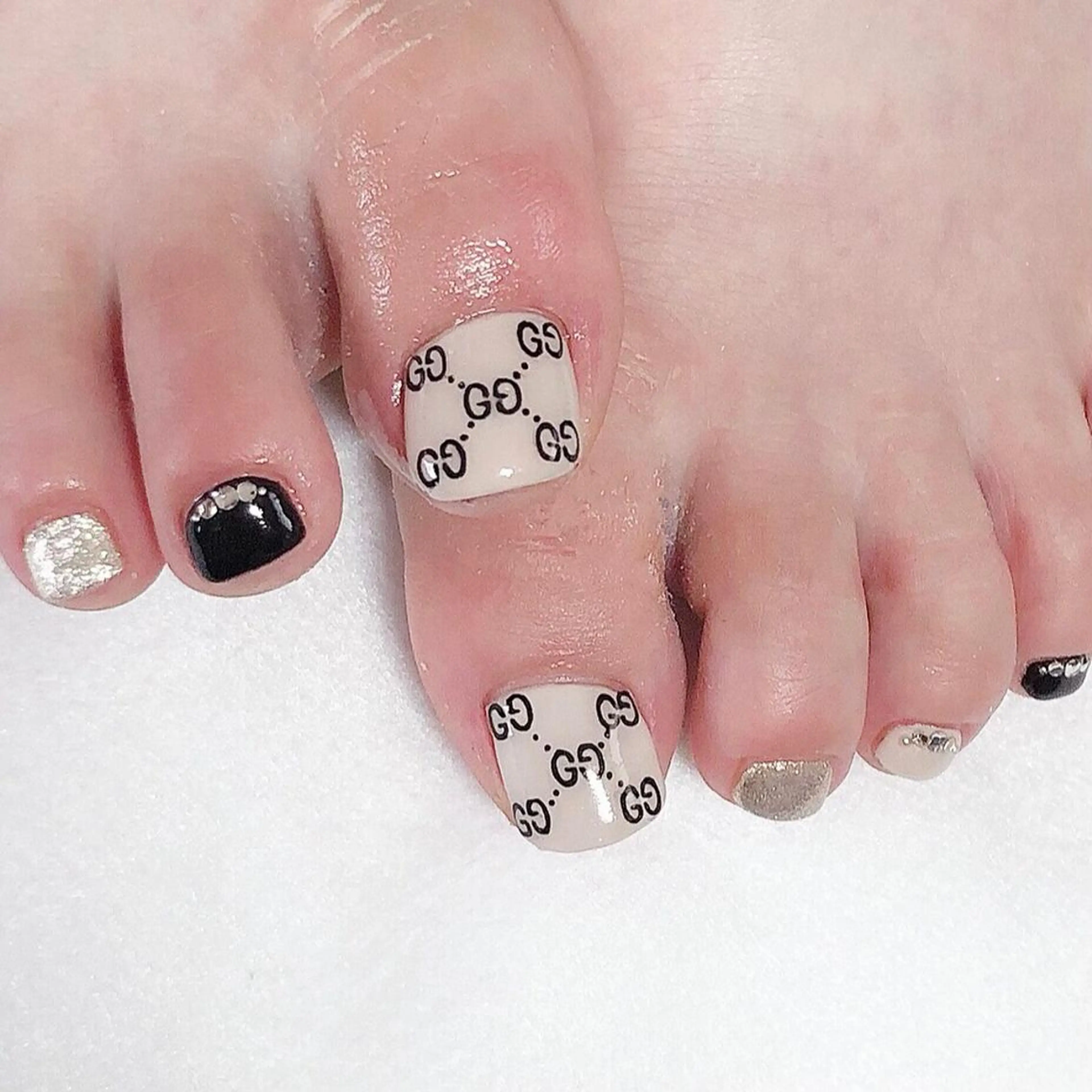 ネイル フットネイル ジェルネイル 東 千夏のネイルデザイン