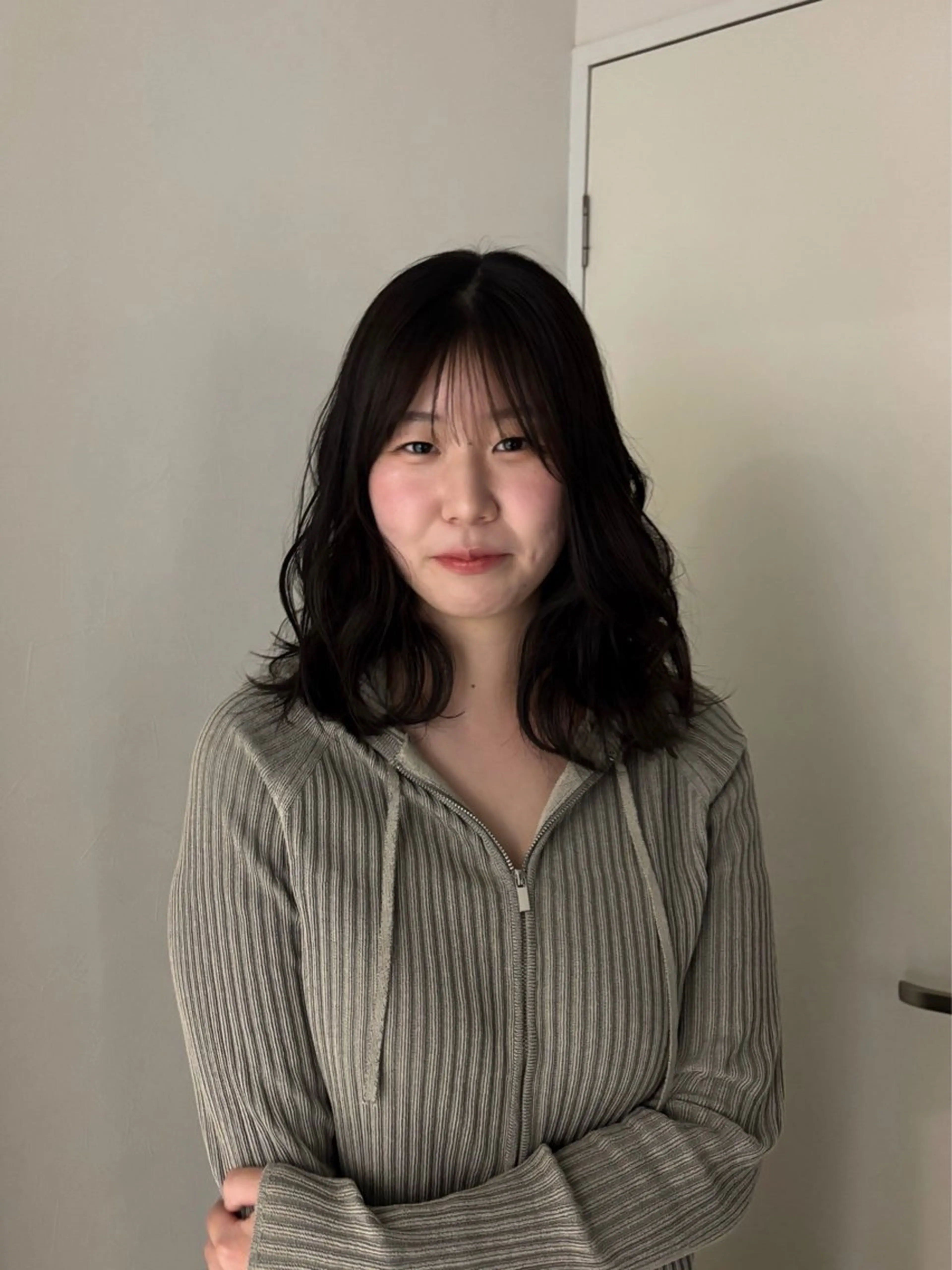 セミロング パーマ セミロングパーマ ボブ 顔周りカット カット enrich / キタガワ カノンのヘアスタイル