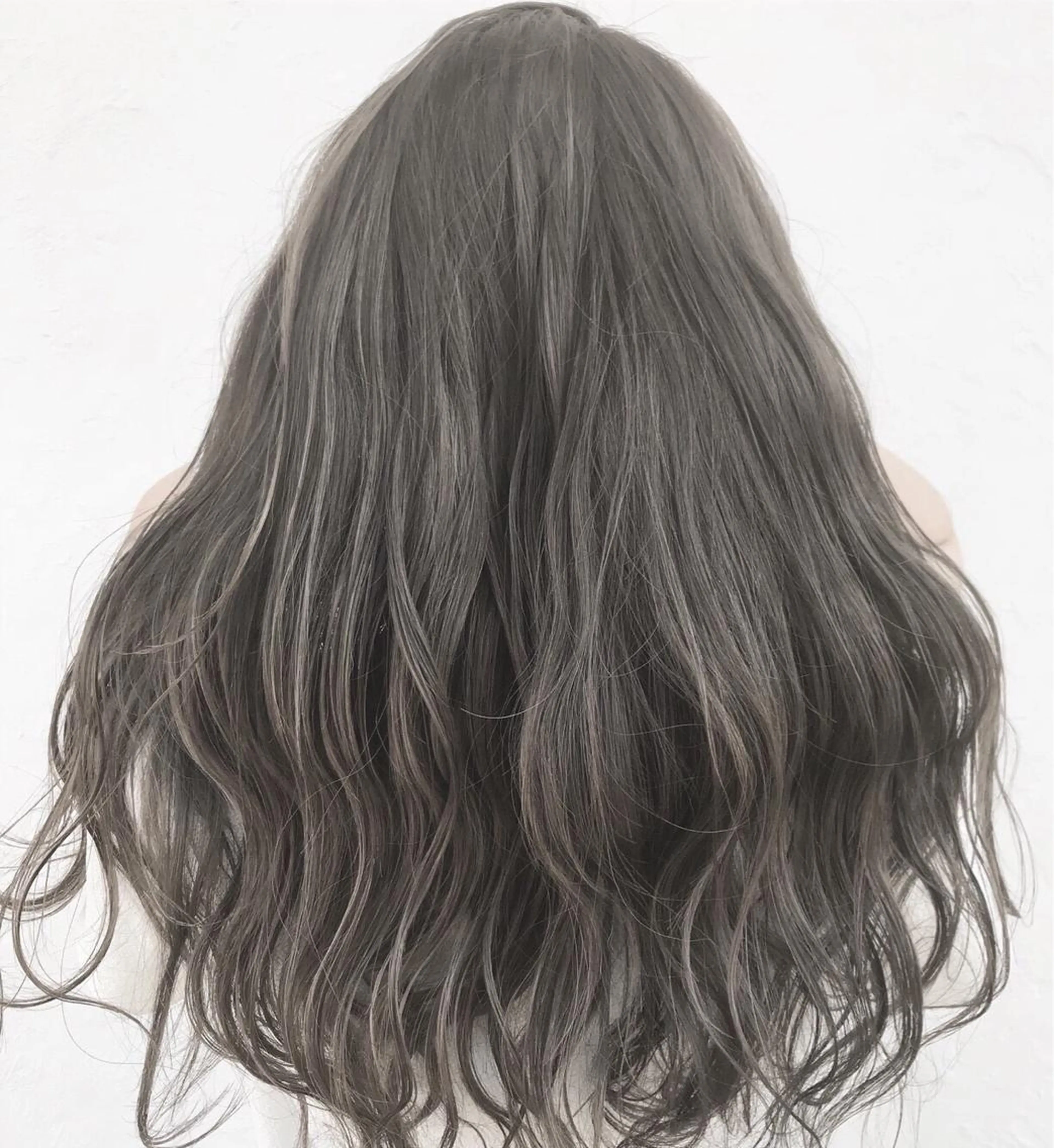 ロング 大人女性に寄り添う 髪質改善サロンのヘアスタイル