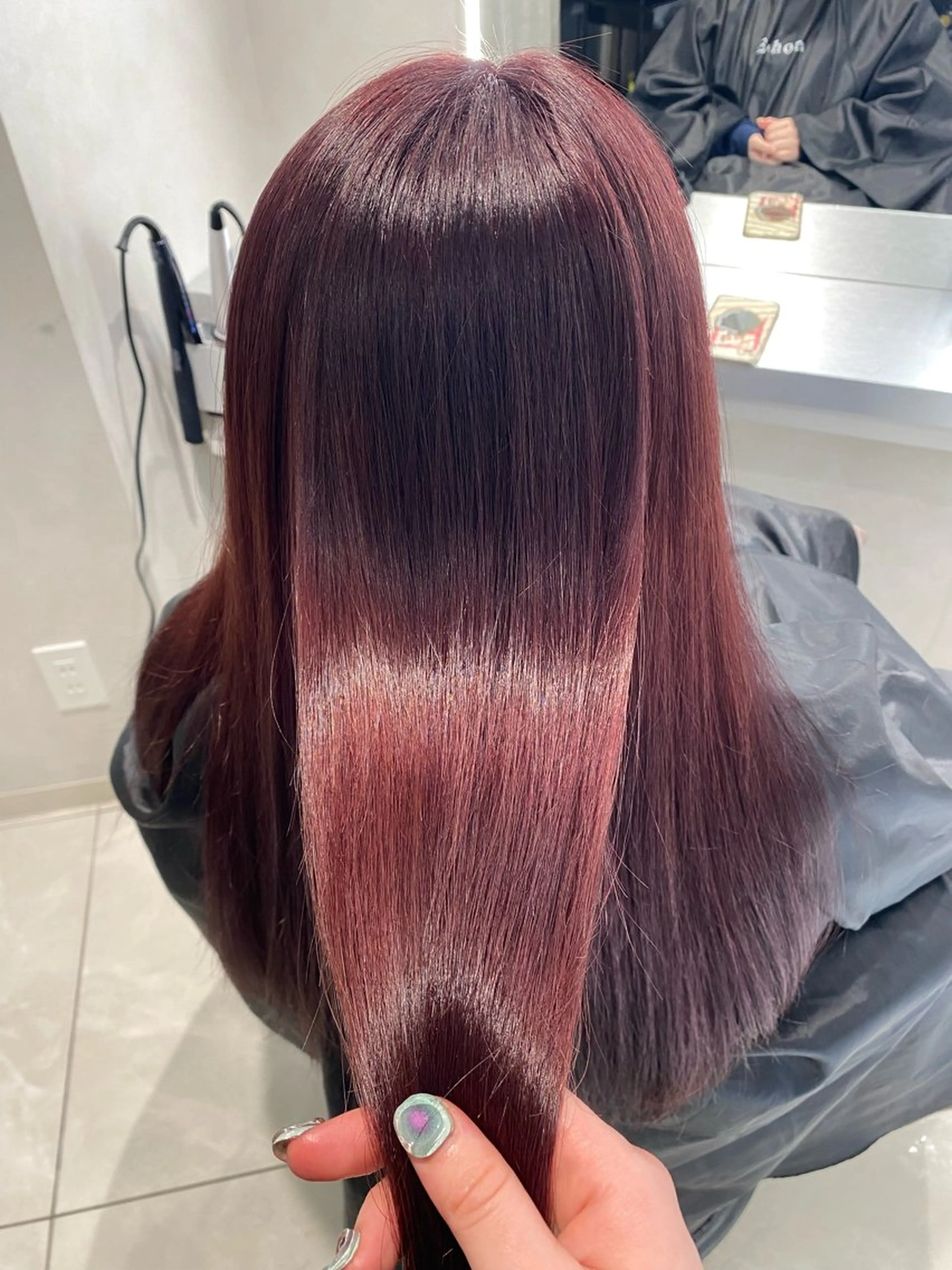 ロング ヘアカラー トリートメント RED／SILVER フウカ✩.*˚のヘアスタイル