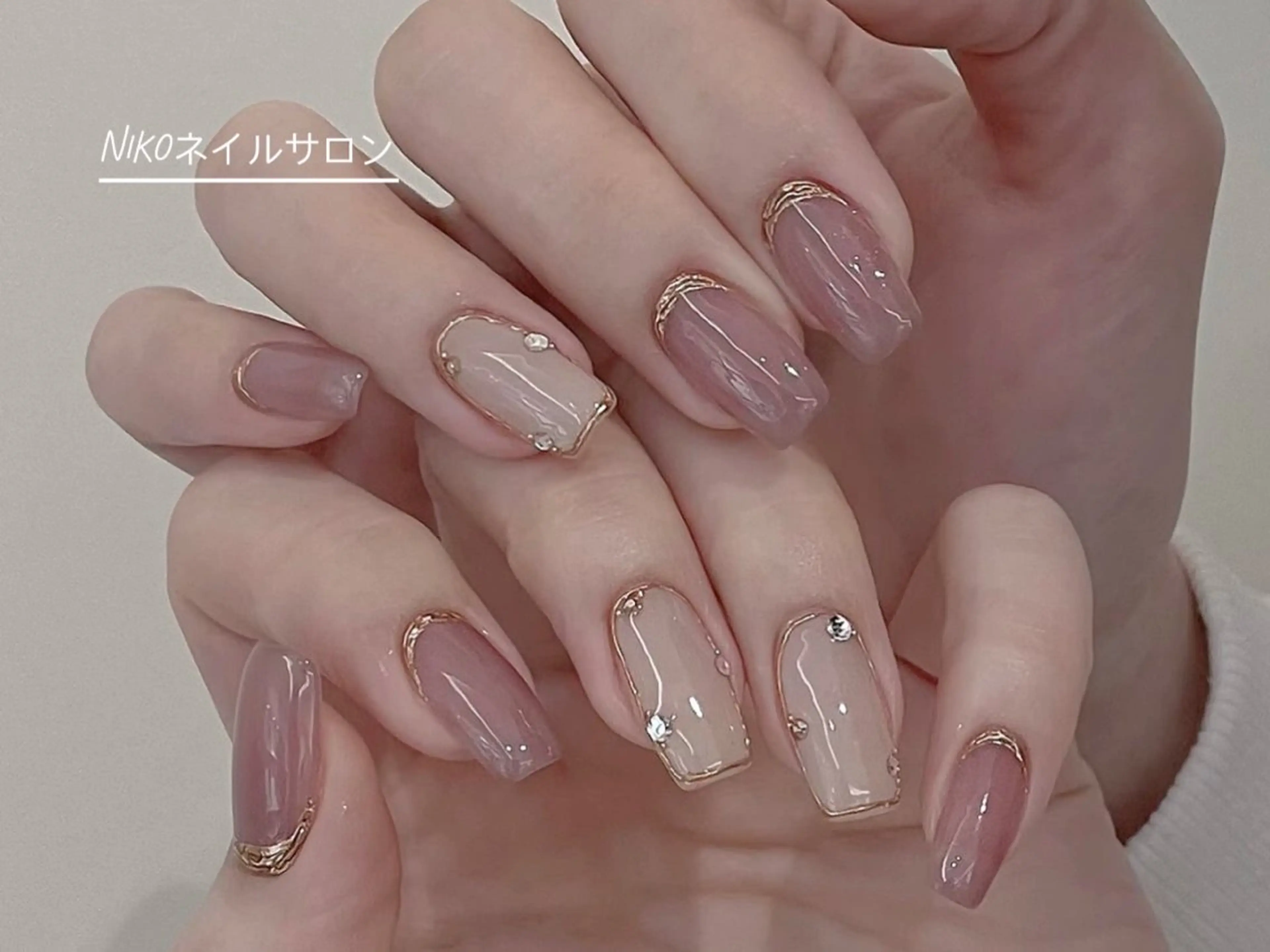 ネイル ジェルネイル ハート 韓国ネイル ニュアンスネイル パラジェル ハンドネイル Nikoネイルサロン 高田馬場店のネイルデザイン