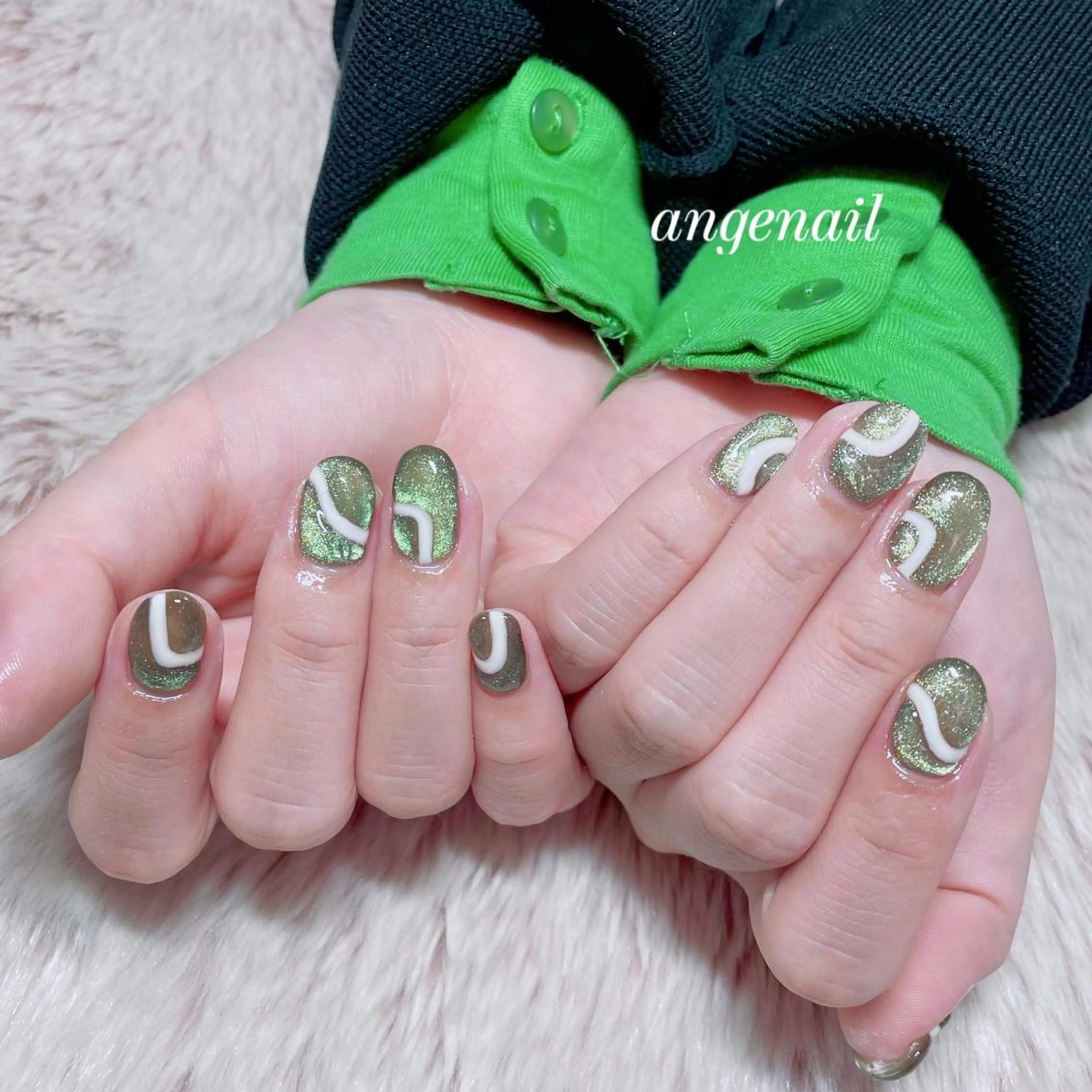 ネイル ハンドネイル オーナーネイリスト MAKIのネイルデザイン