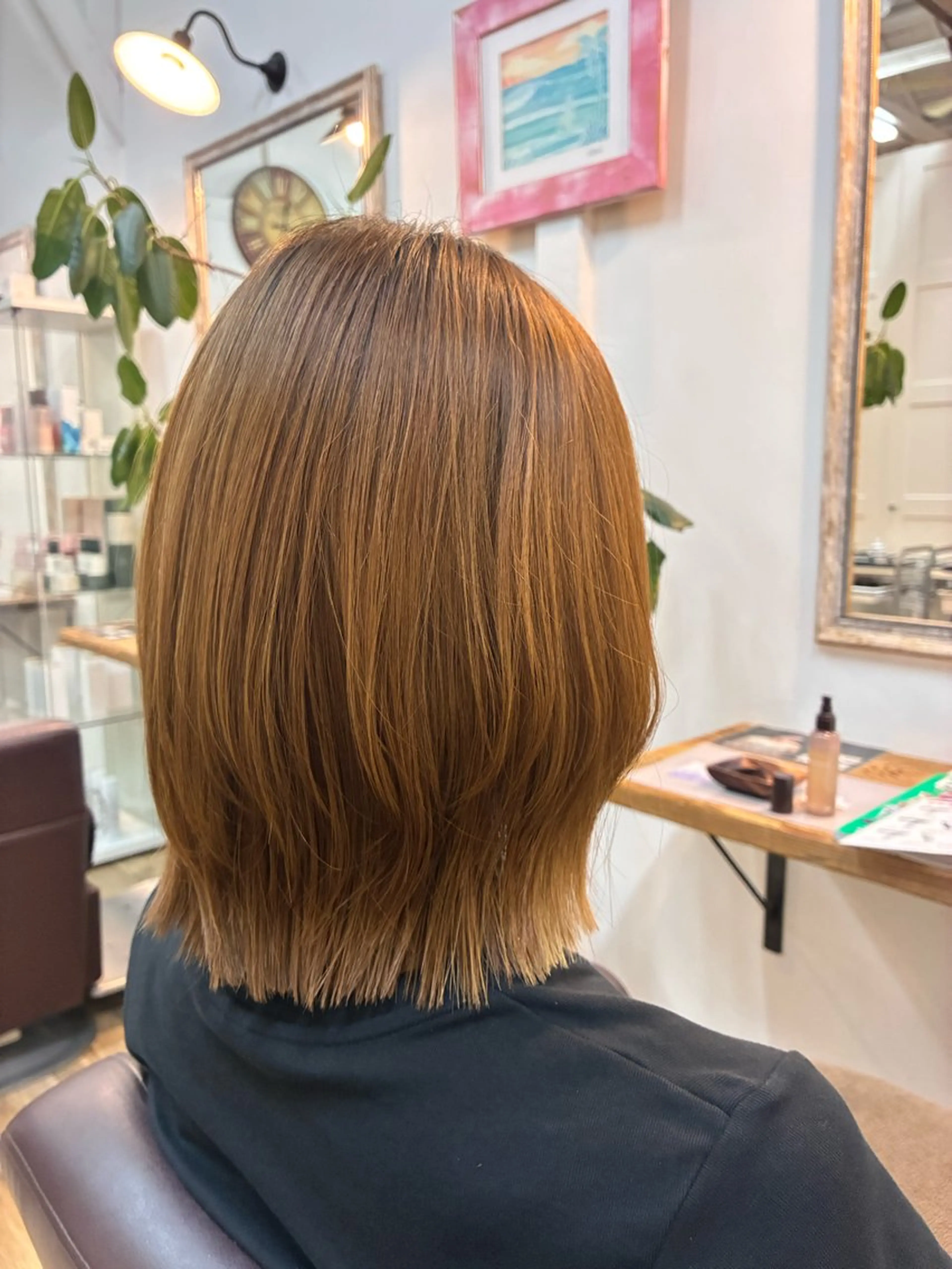 ミディアム fumies.所属・勝又 胡真千のヘアスタイル