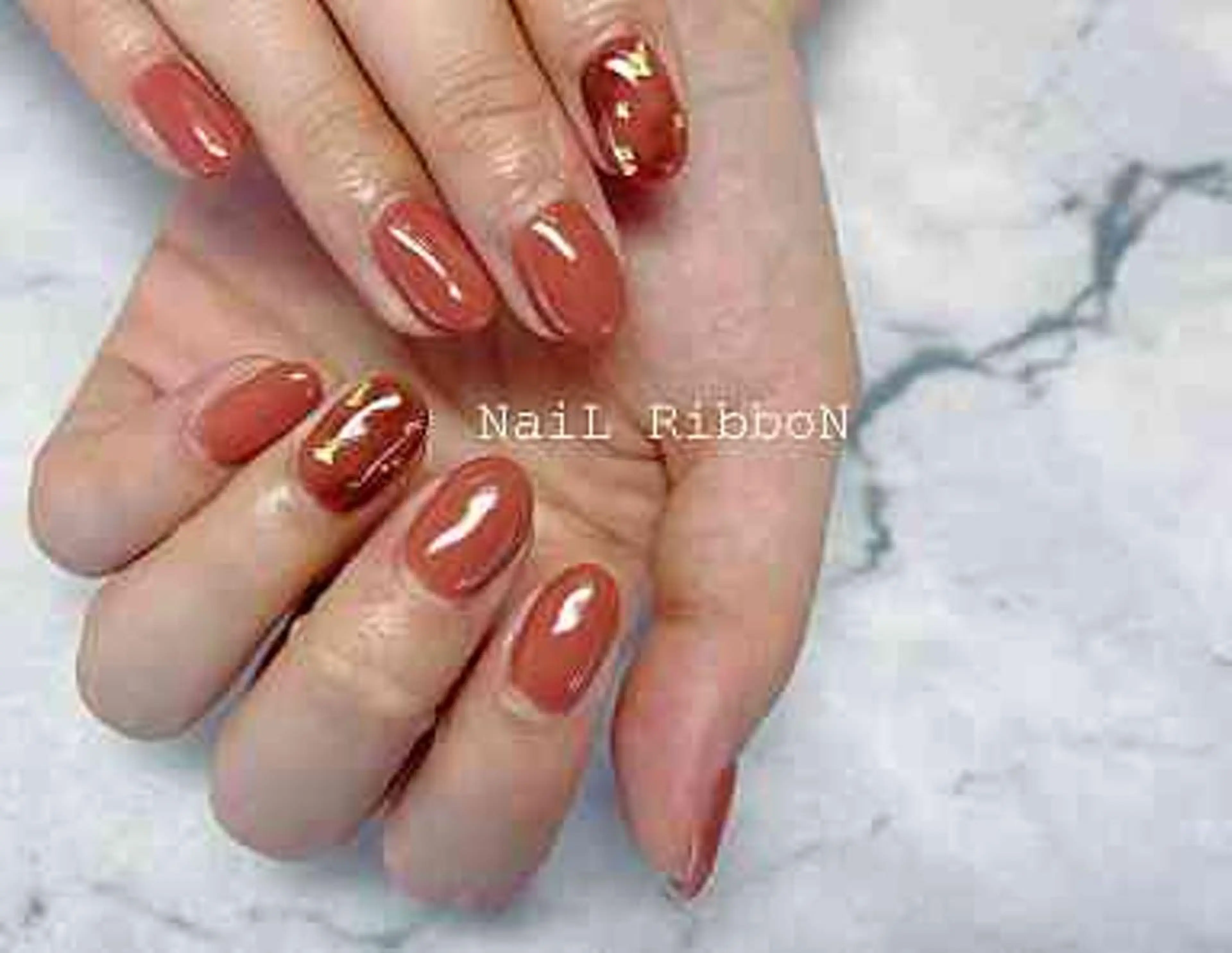 ネイル ネイルリボン 受付スタッフのネイルデザイン