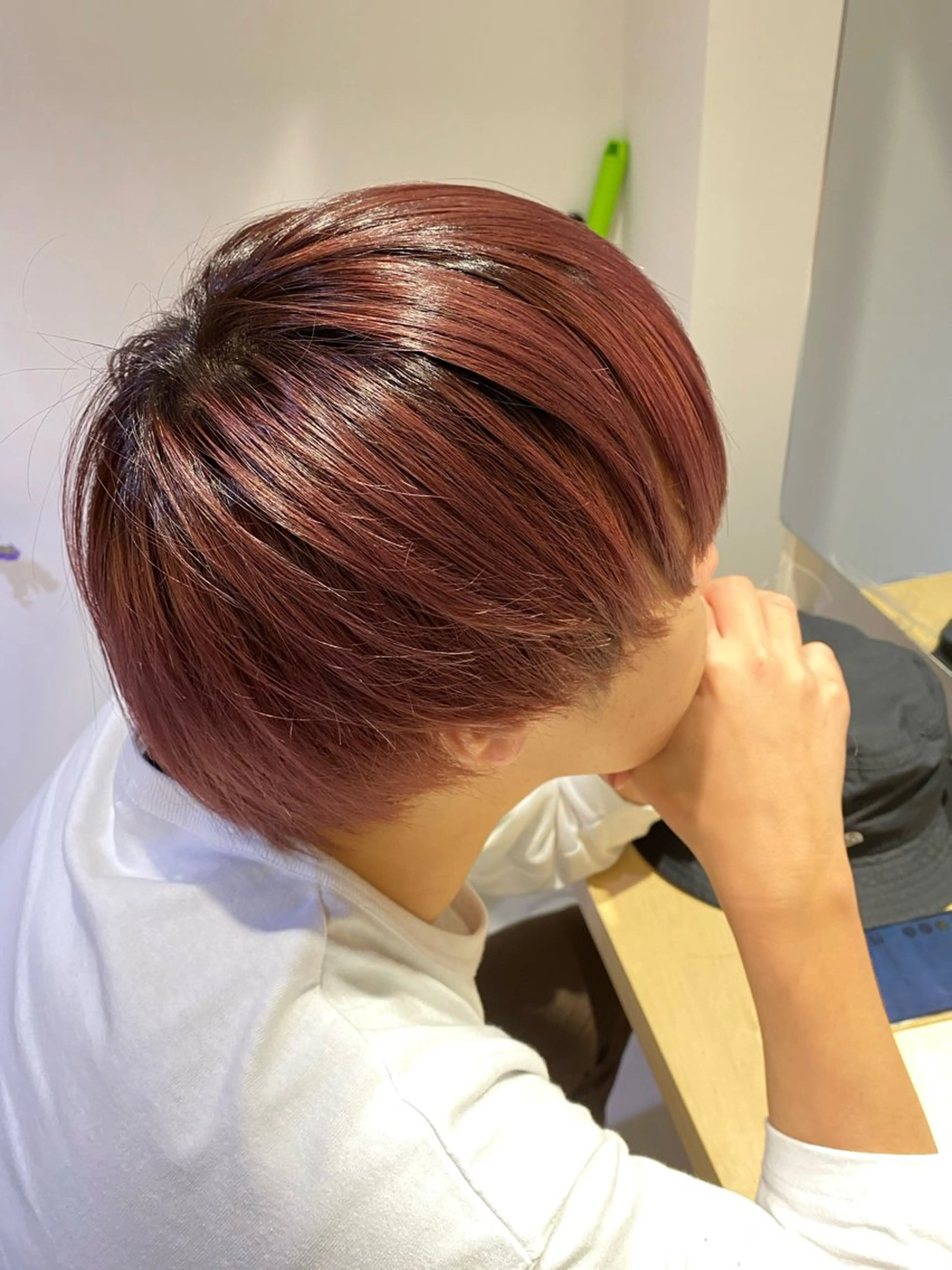カラー メンズ 石毛 ひかるのヘアスタイル
