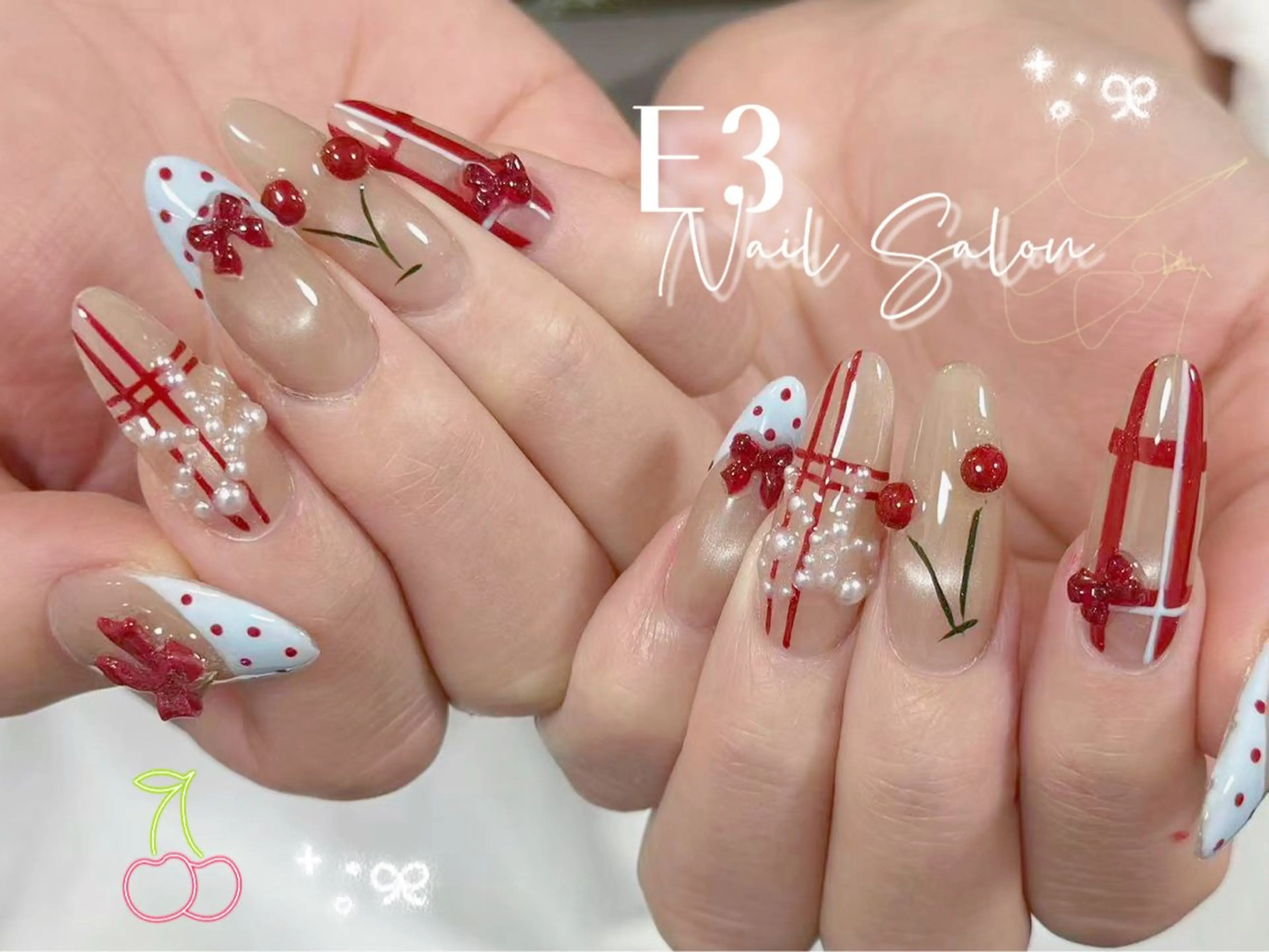 ネイル フレンチネイル ジェルネイル ガラスフレンチ グラデーション キラキラネイル ハンドネイル E3 Nail Salonのネイルデザイン