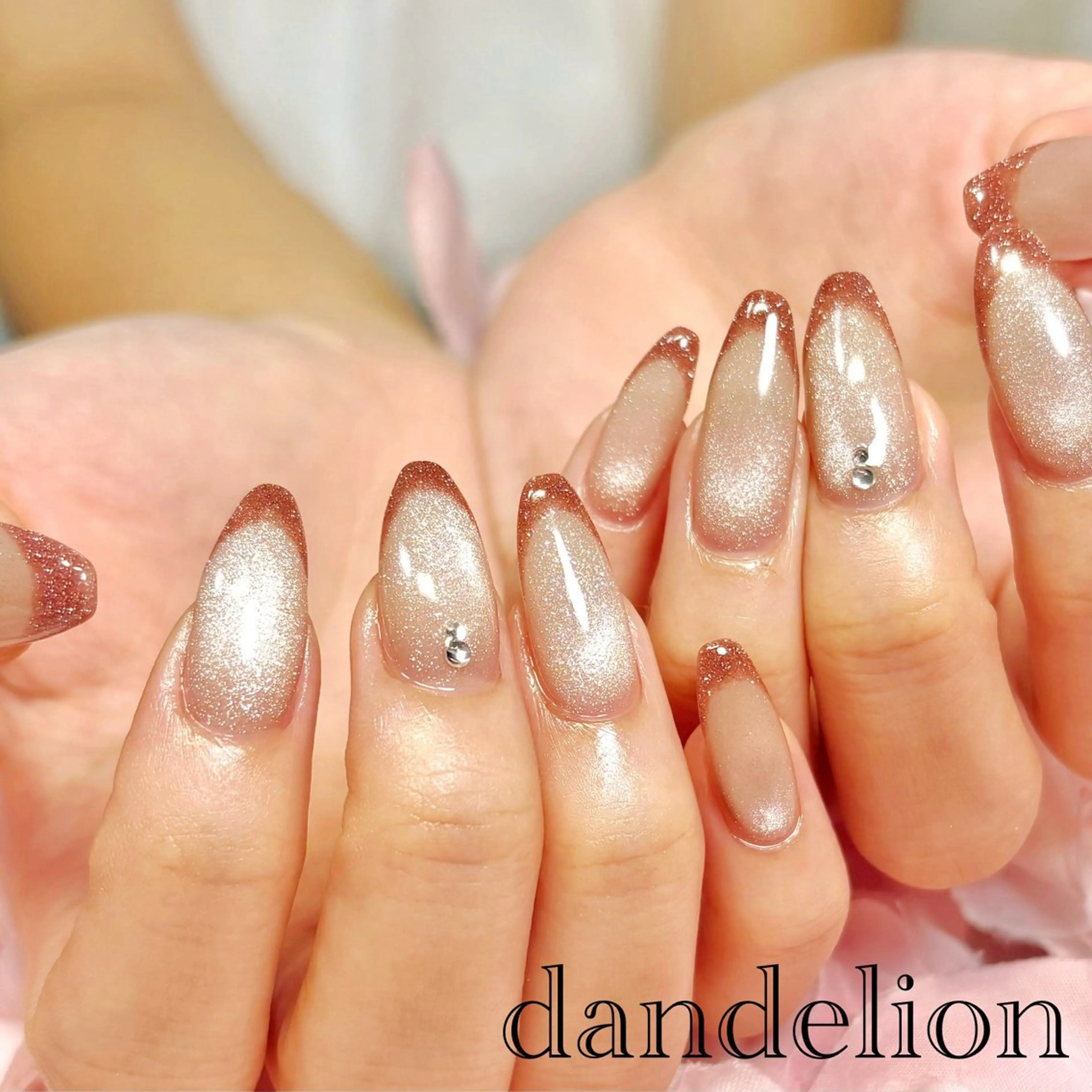 ネイル ハンドネイル ハンドケア dandelion ダンデライオンのネイルデザイン