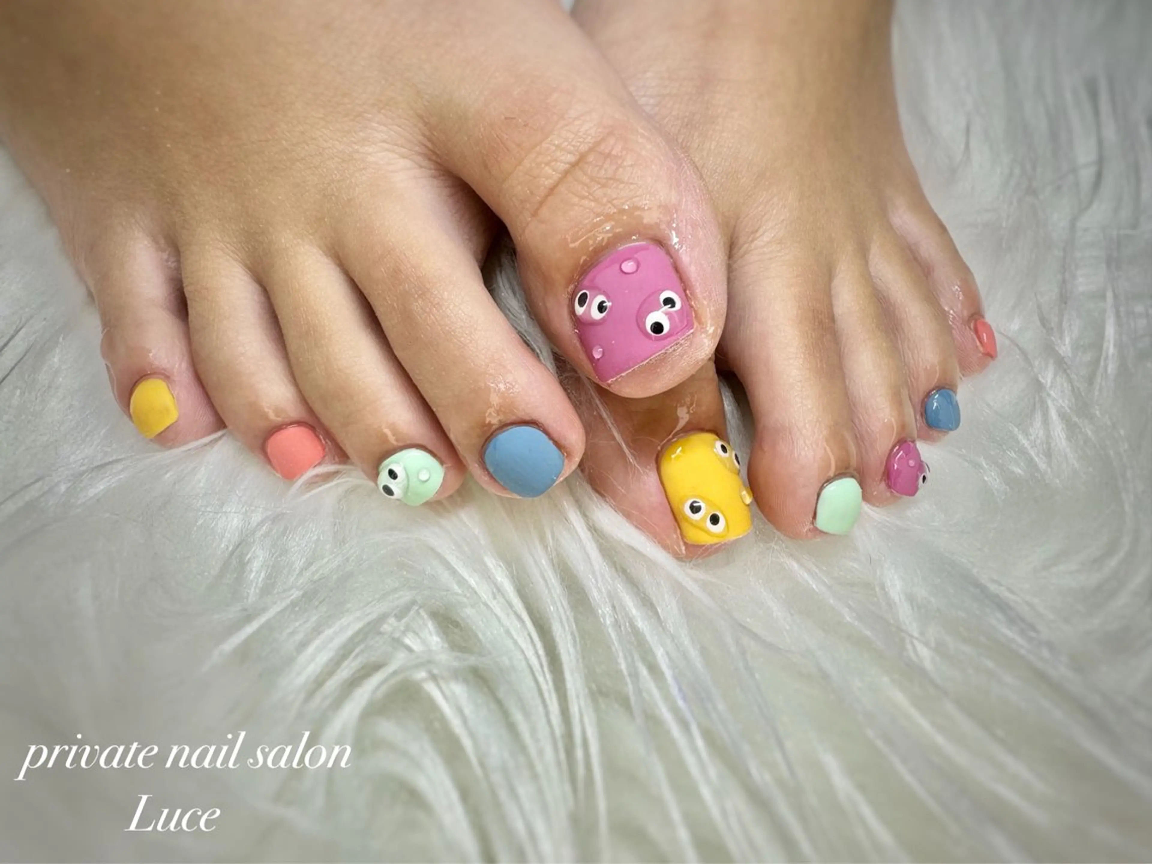 ネイル フットネイル nailsalon Luce🕊️のネイルデザイン