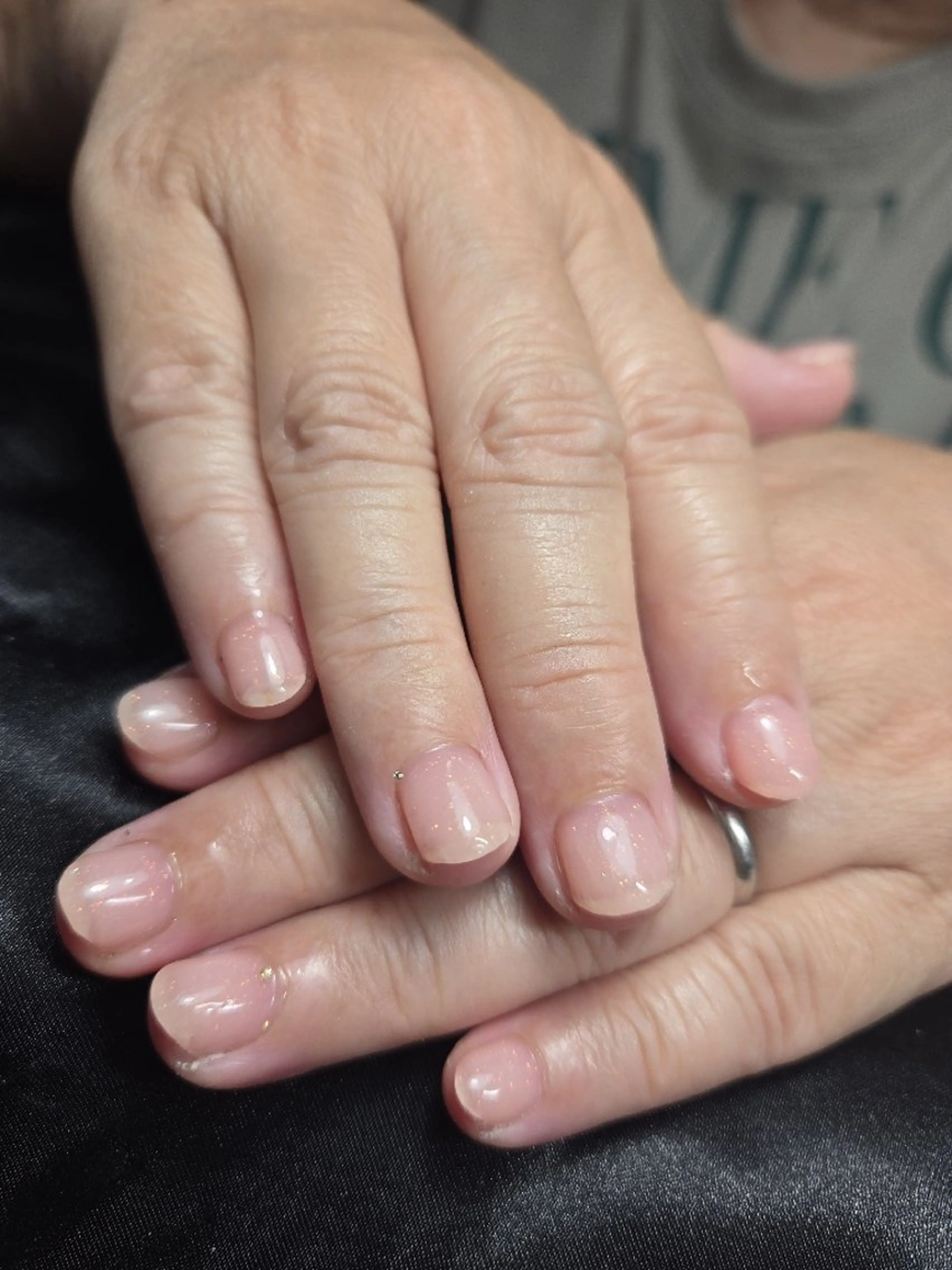 ネイル ショートネイル ハンドネイル ネイルサロンベルティ .ひとみのネイルデザイン