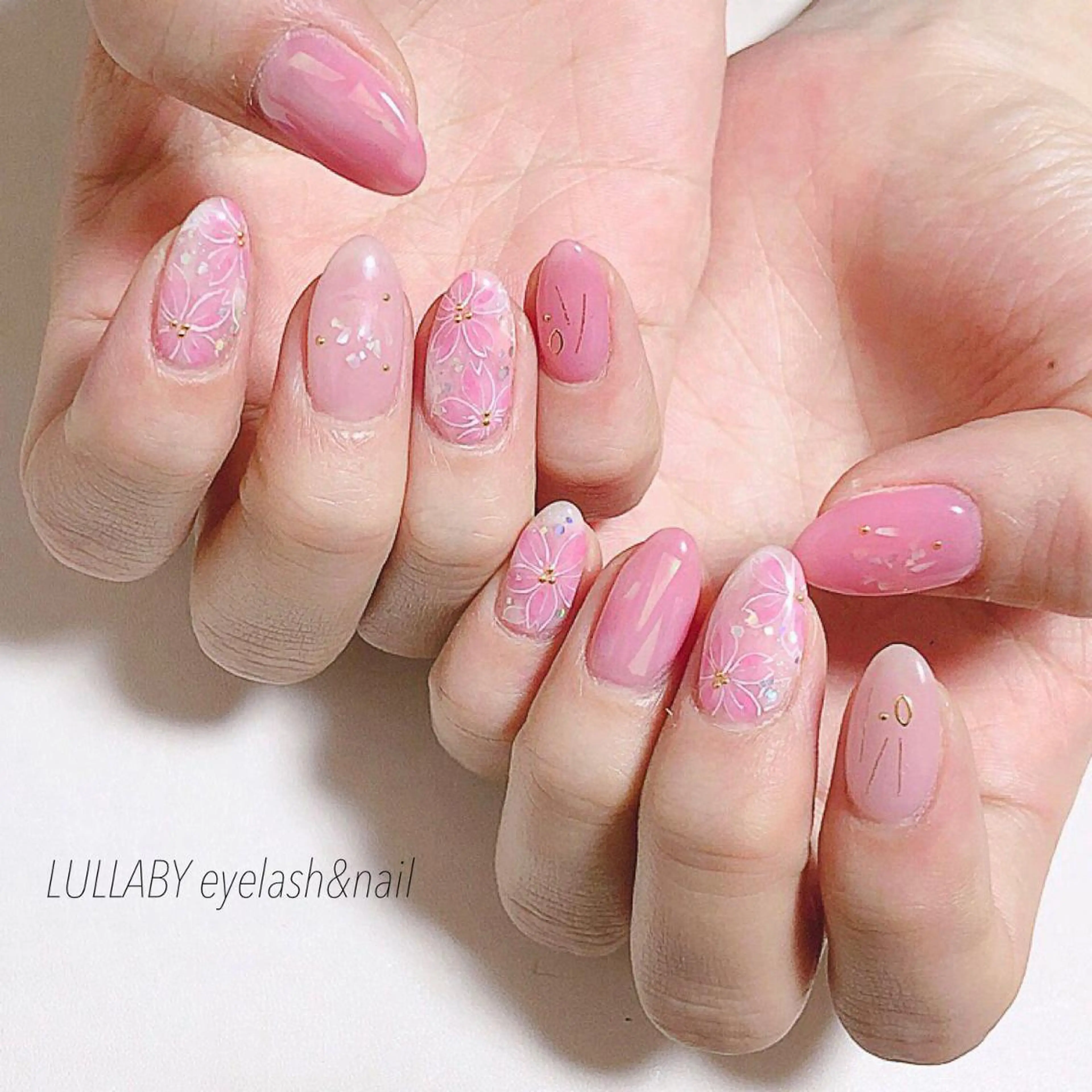 ネイル LULLABY 吉祥寺店のマツエク・マツパデザイン