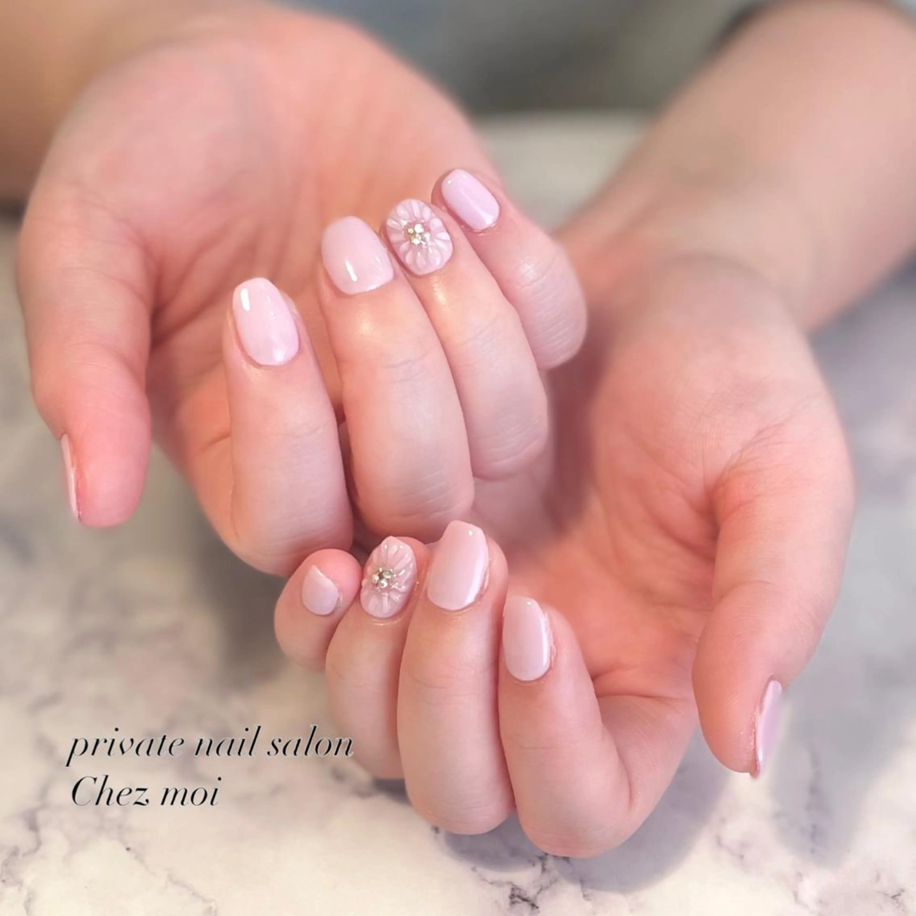 ネイル KOMINE TOMOKOのネイルデザイン