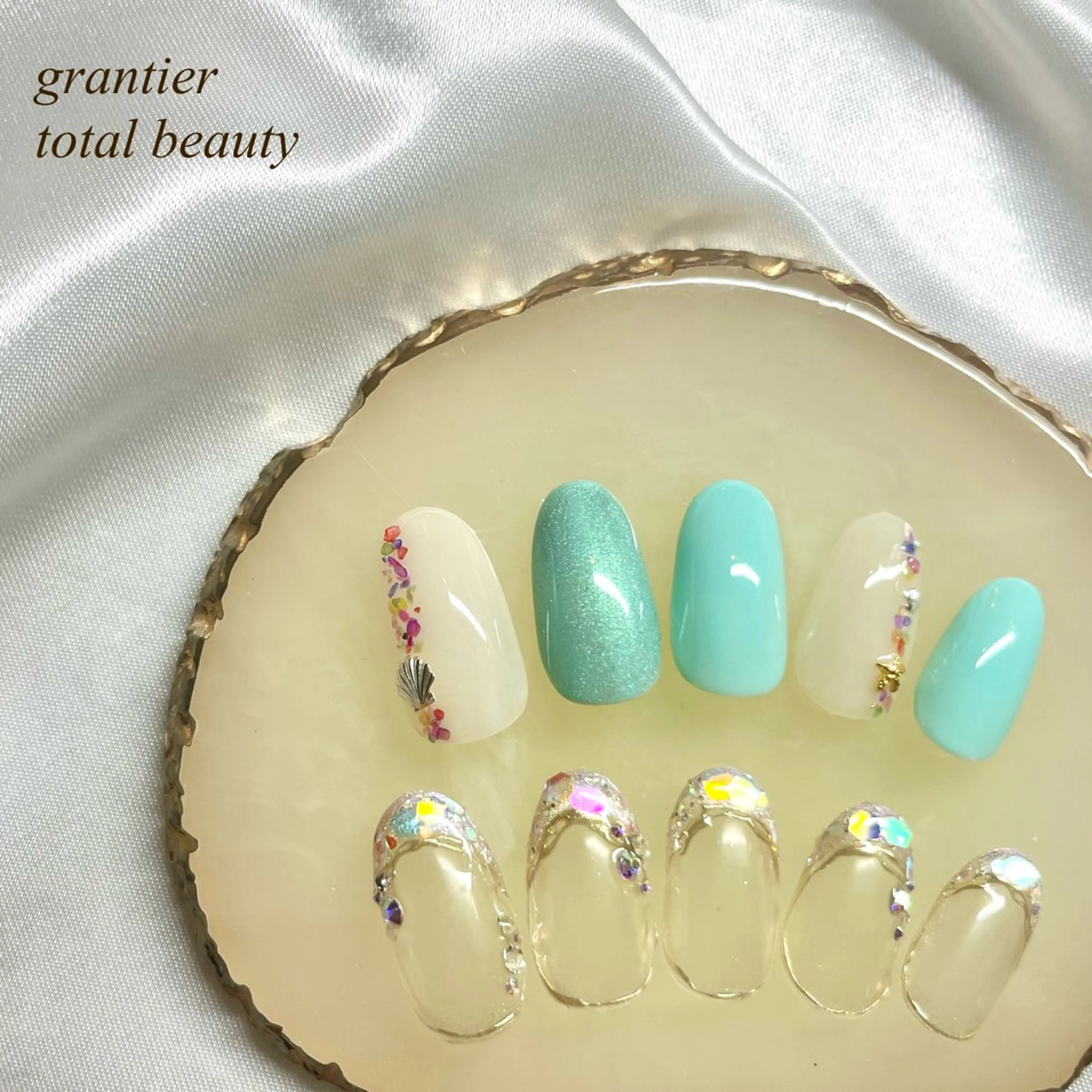 ネイル ジェルネイル パラジェル ハンドネイル grantier beautyのネイルデザイン