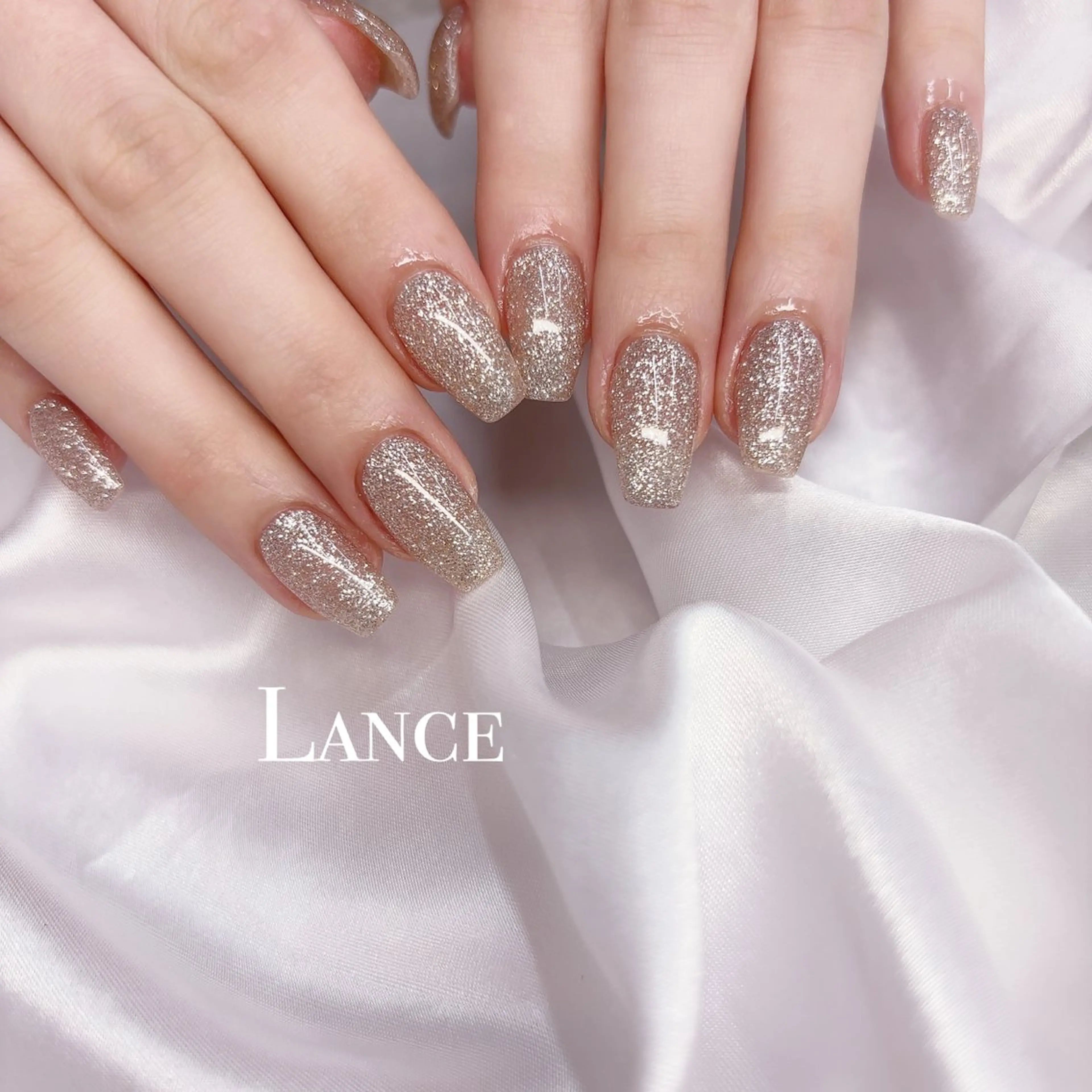 ネイル 韓国ネイル バレンタイン ワンホンネイル 冬ネイル ハンドネイル Lance nailのネイルデザイン