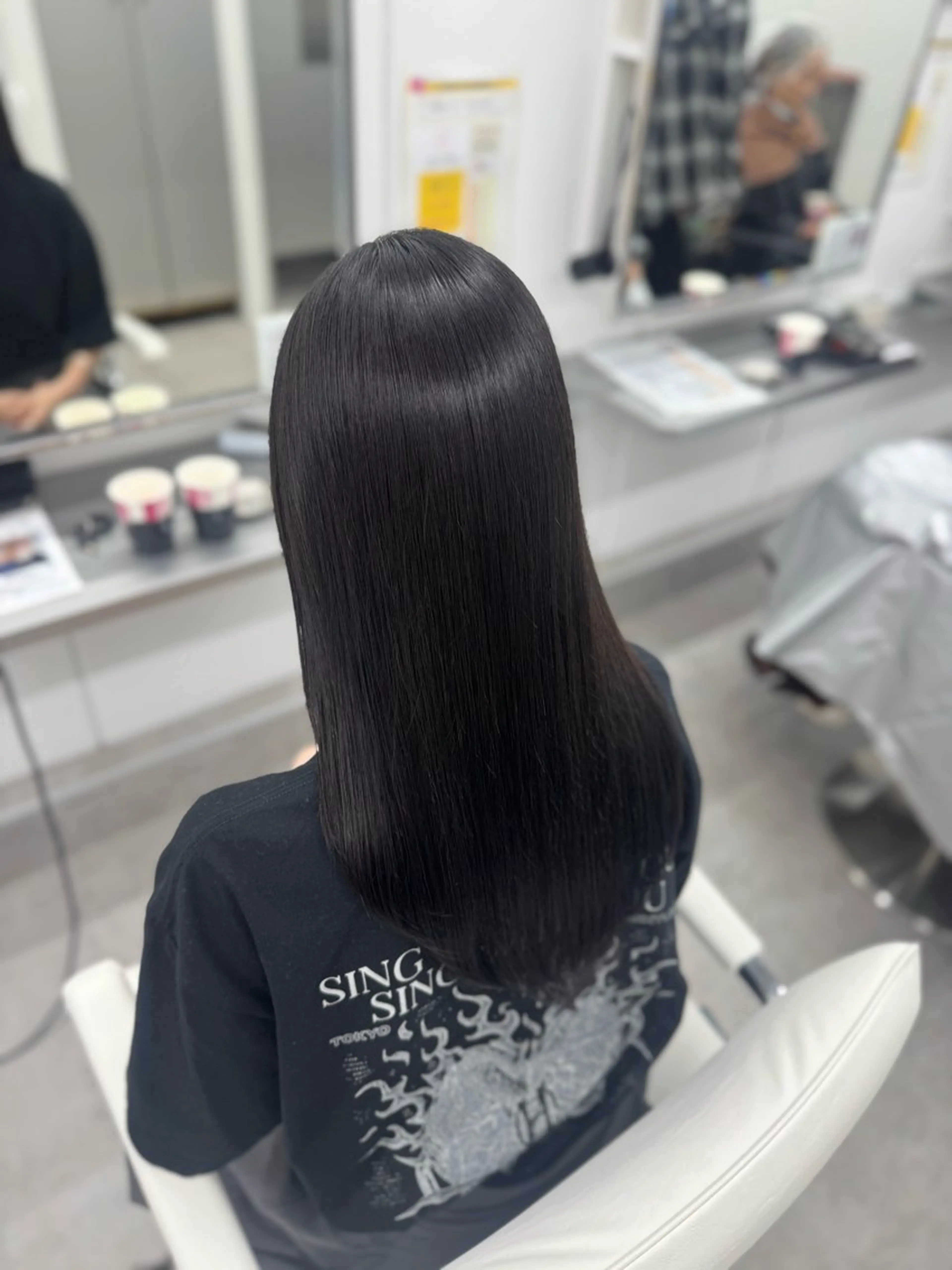 ロング カット ヘアカラー 縮毛矯正 🕯コバ/レイヤー/ 透明感/縮毛🕯のヘアスタイル