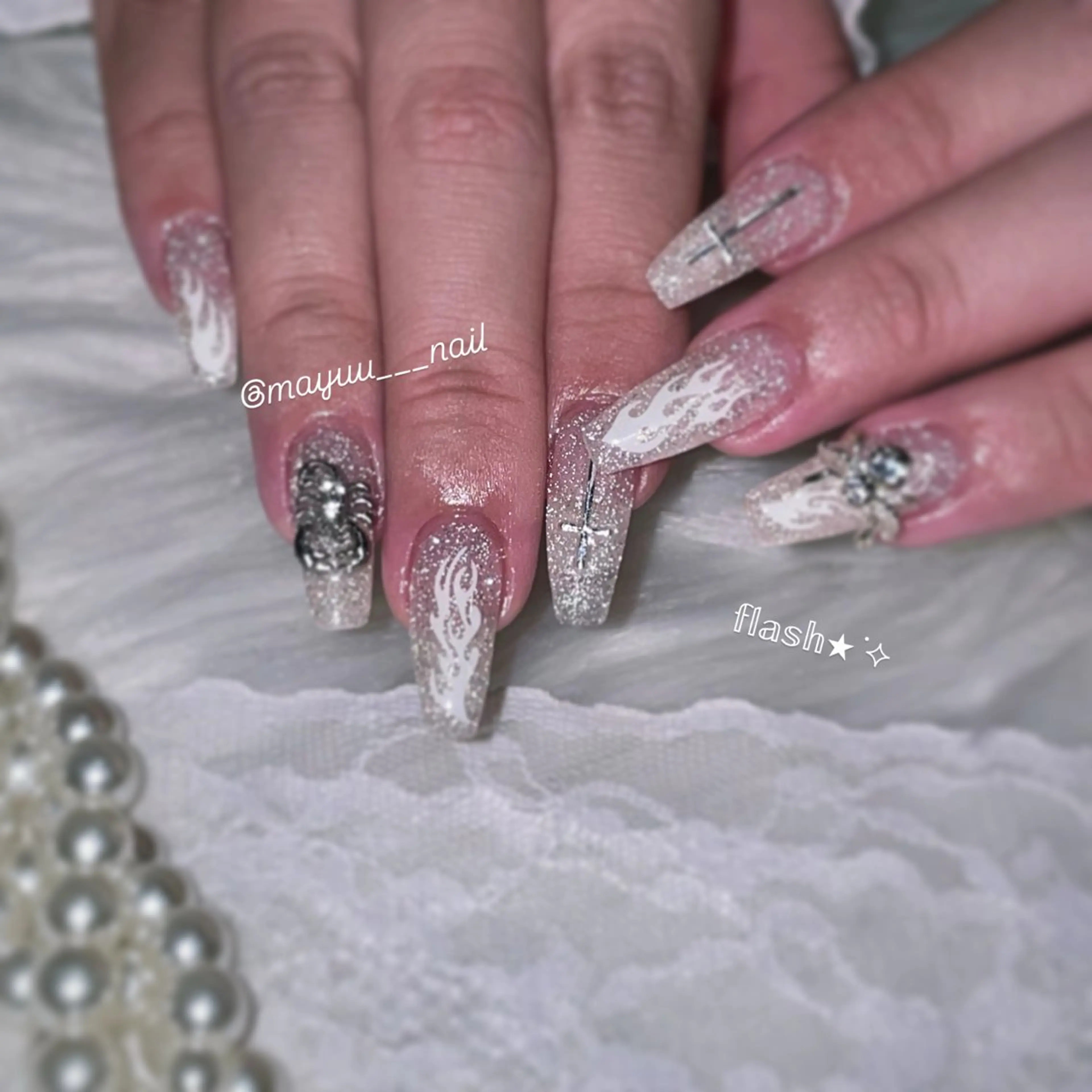 ネイル 🎀 Mayu 🎀痛ネイルのネイルデザイン