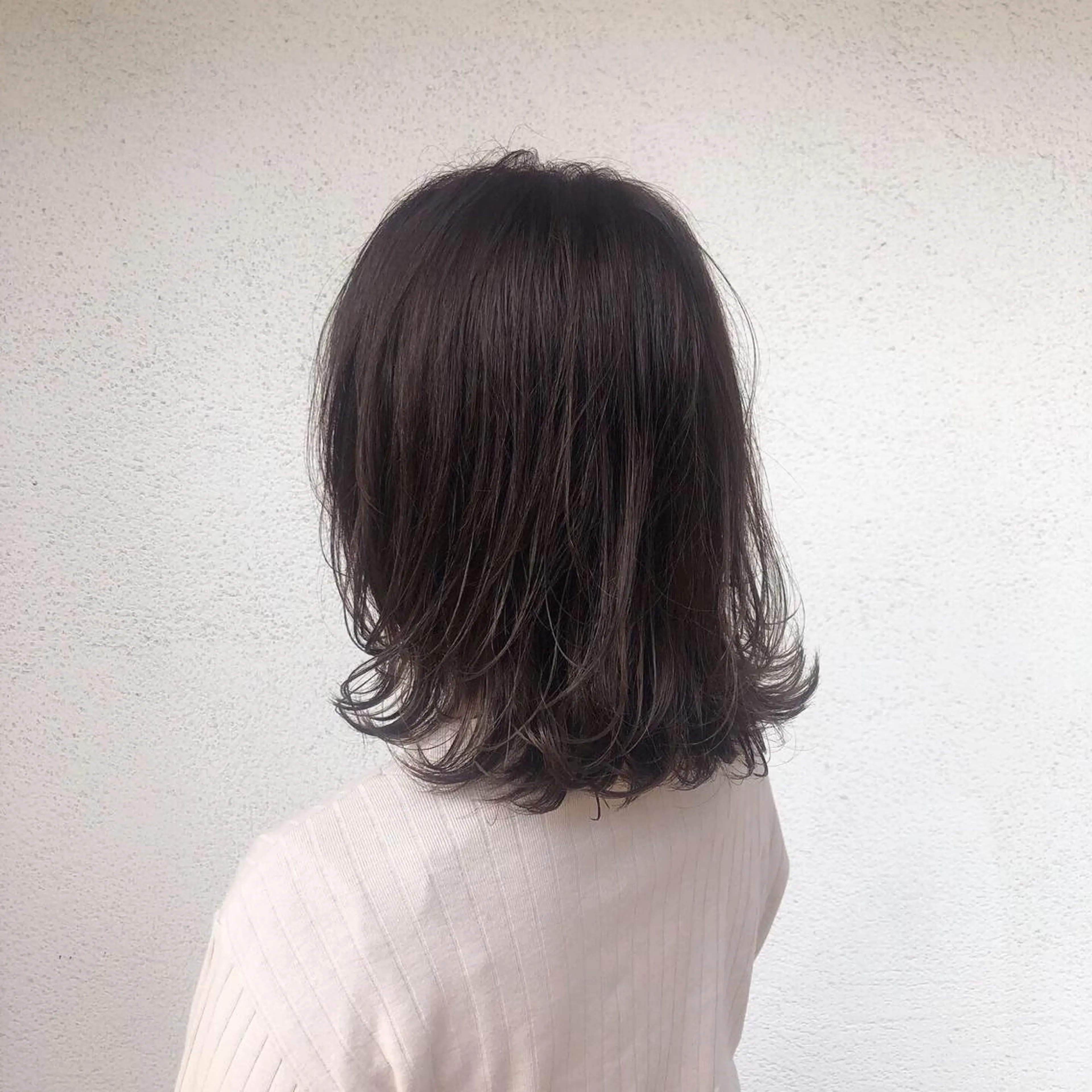 ミディアム カラー ヘアアレンジ ベージュカラー インナーカラー ヘアカラー トリートメント 酸性縮毛矯正🧴韓国 レイヤー/髪質改善のヘアスタイル