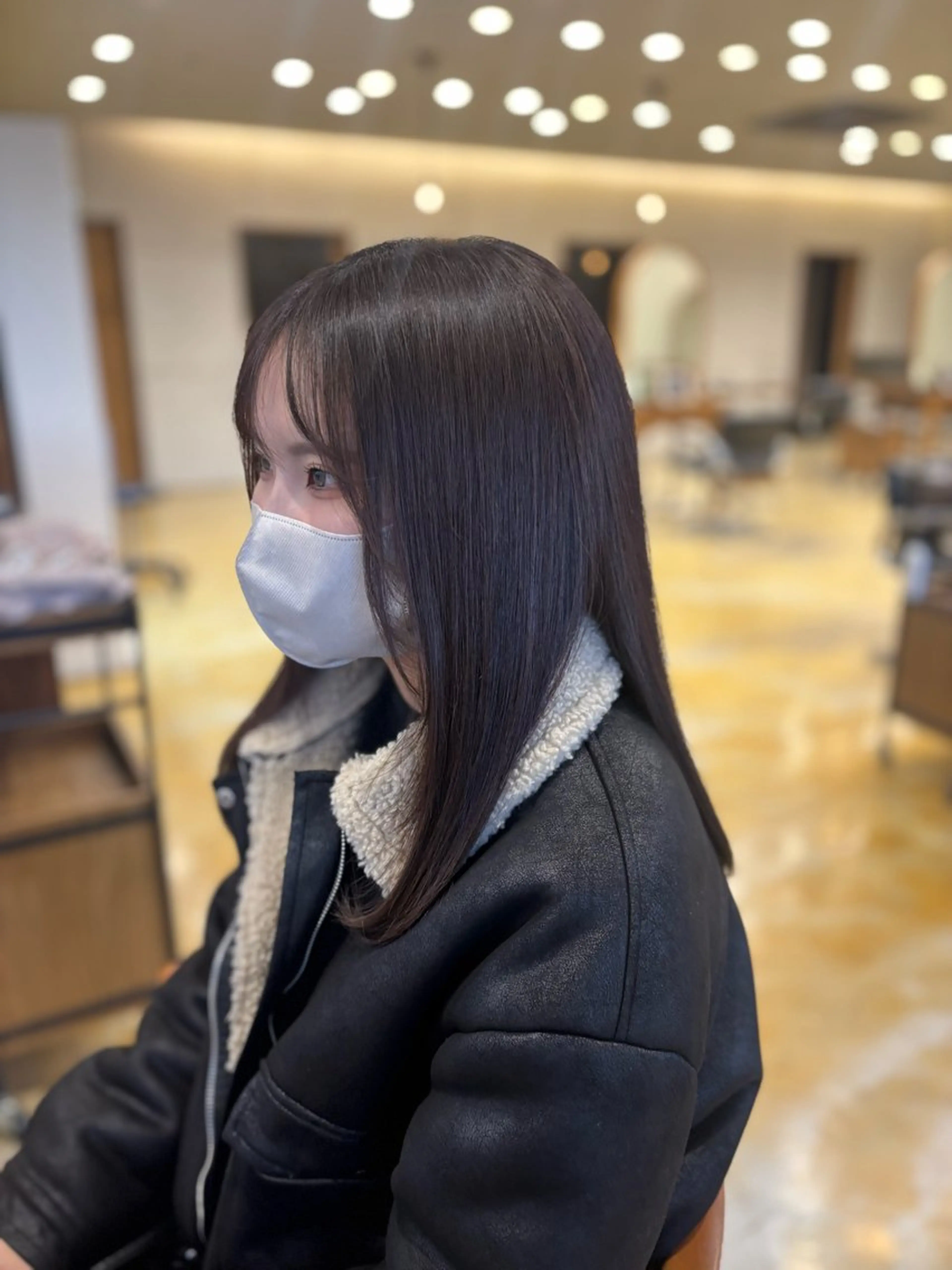 長さが肩から下の方限定、毛先3センチ以上カット+透明感カラーの写真