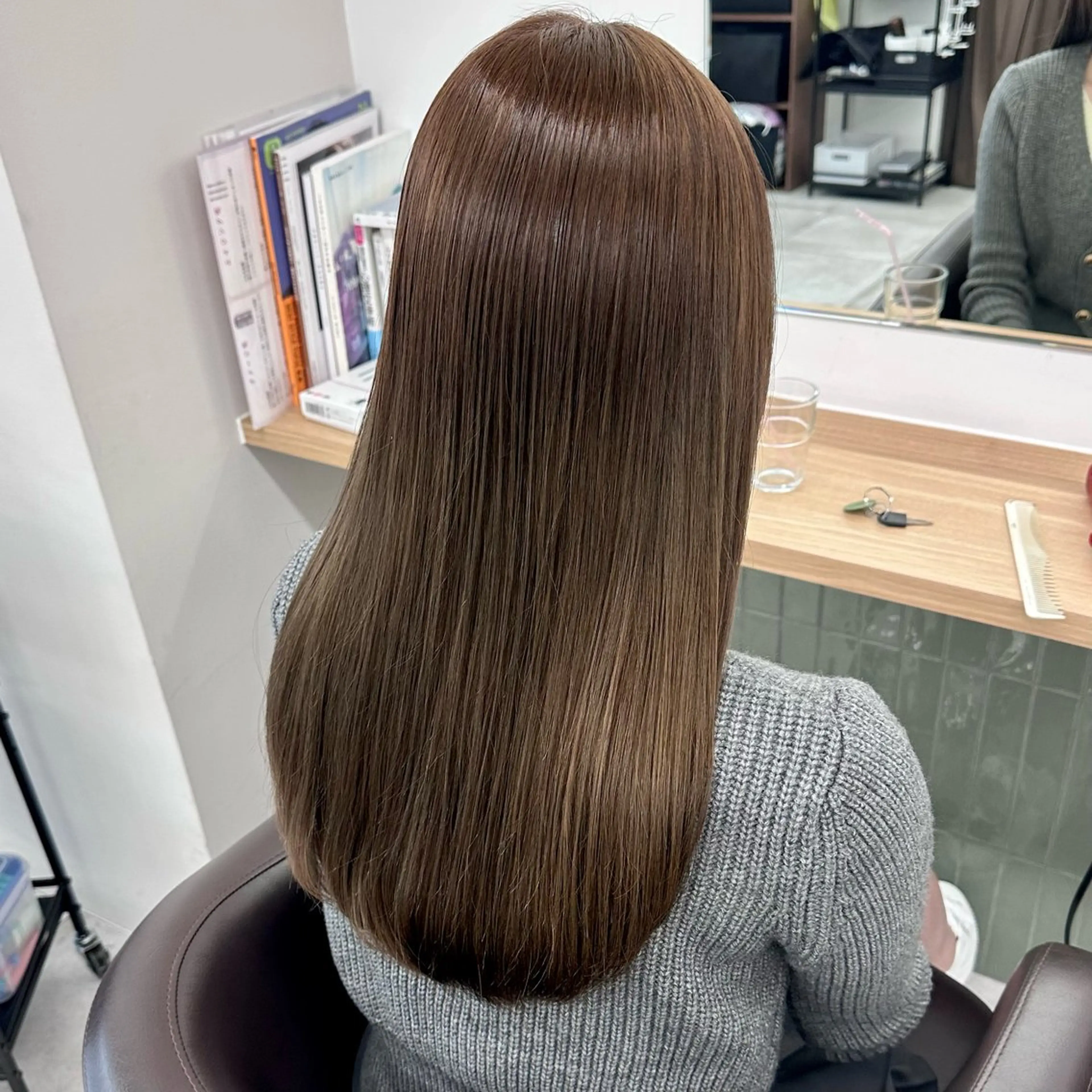 セミロング カラー ブリーチなし/レイヤ ー特化🌈Tommyのヘアスタイル